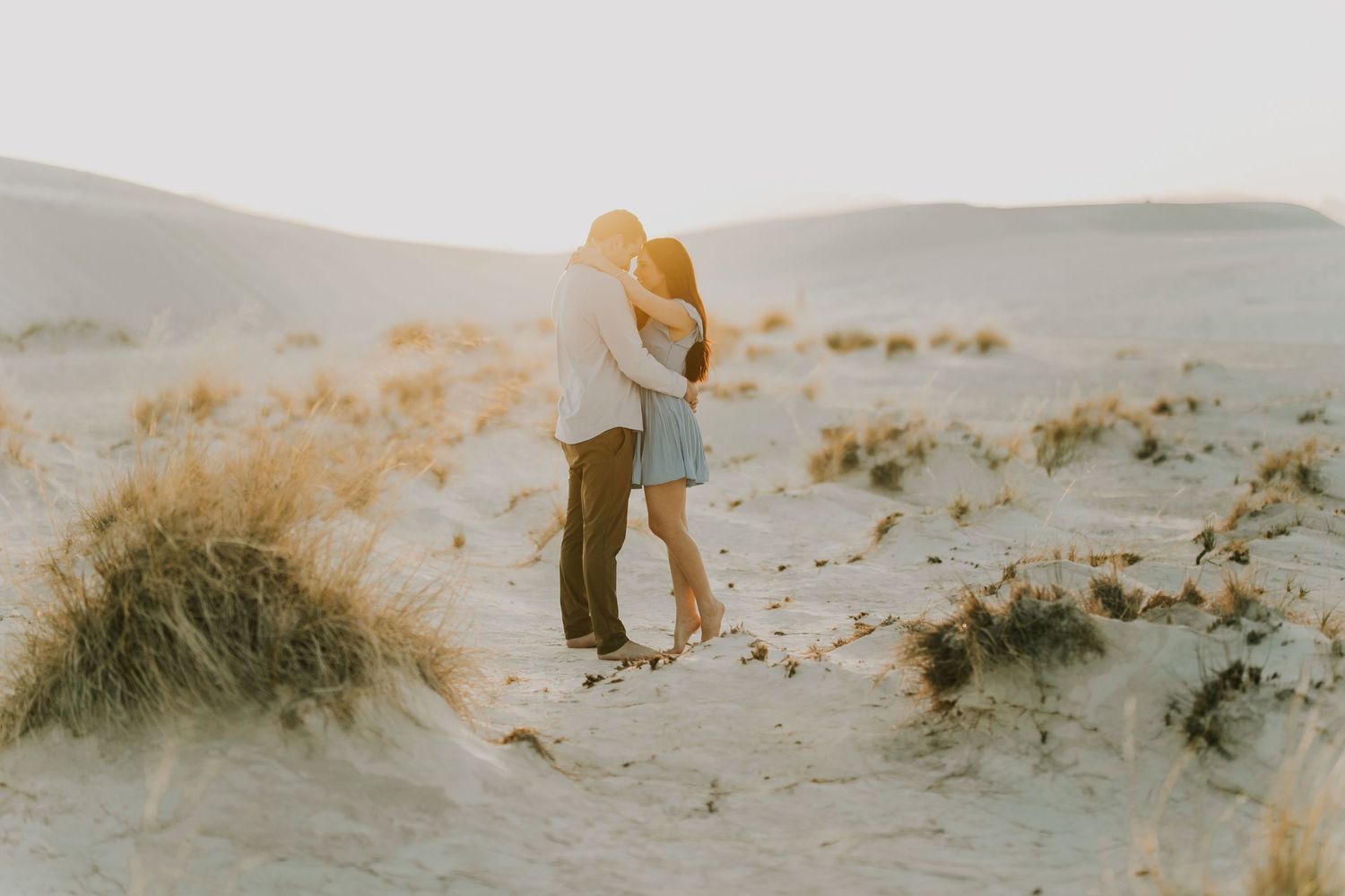 dreamy couples session at white sands park in new mexico