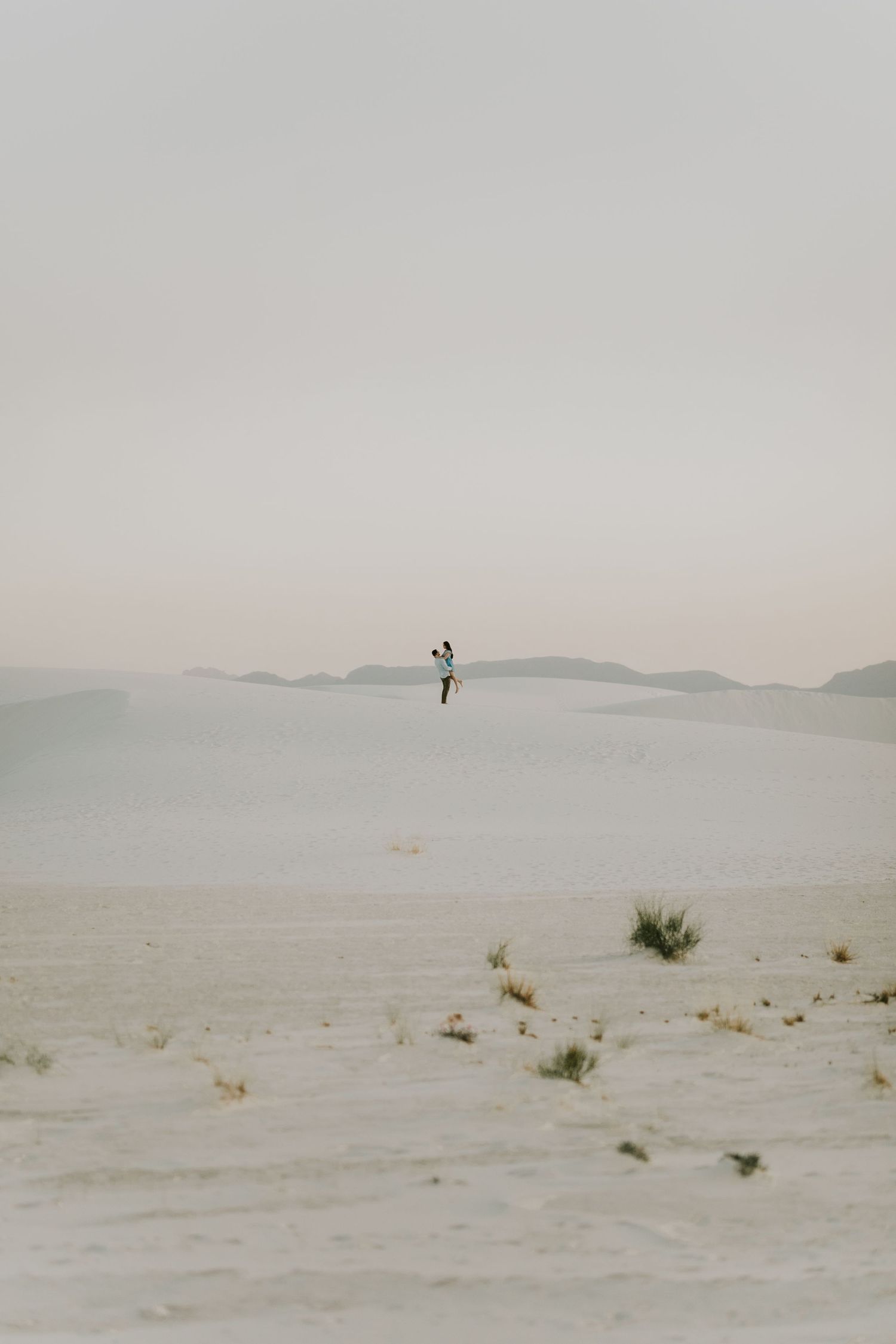dreamy couples session at white sands park in new mexico