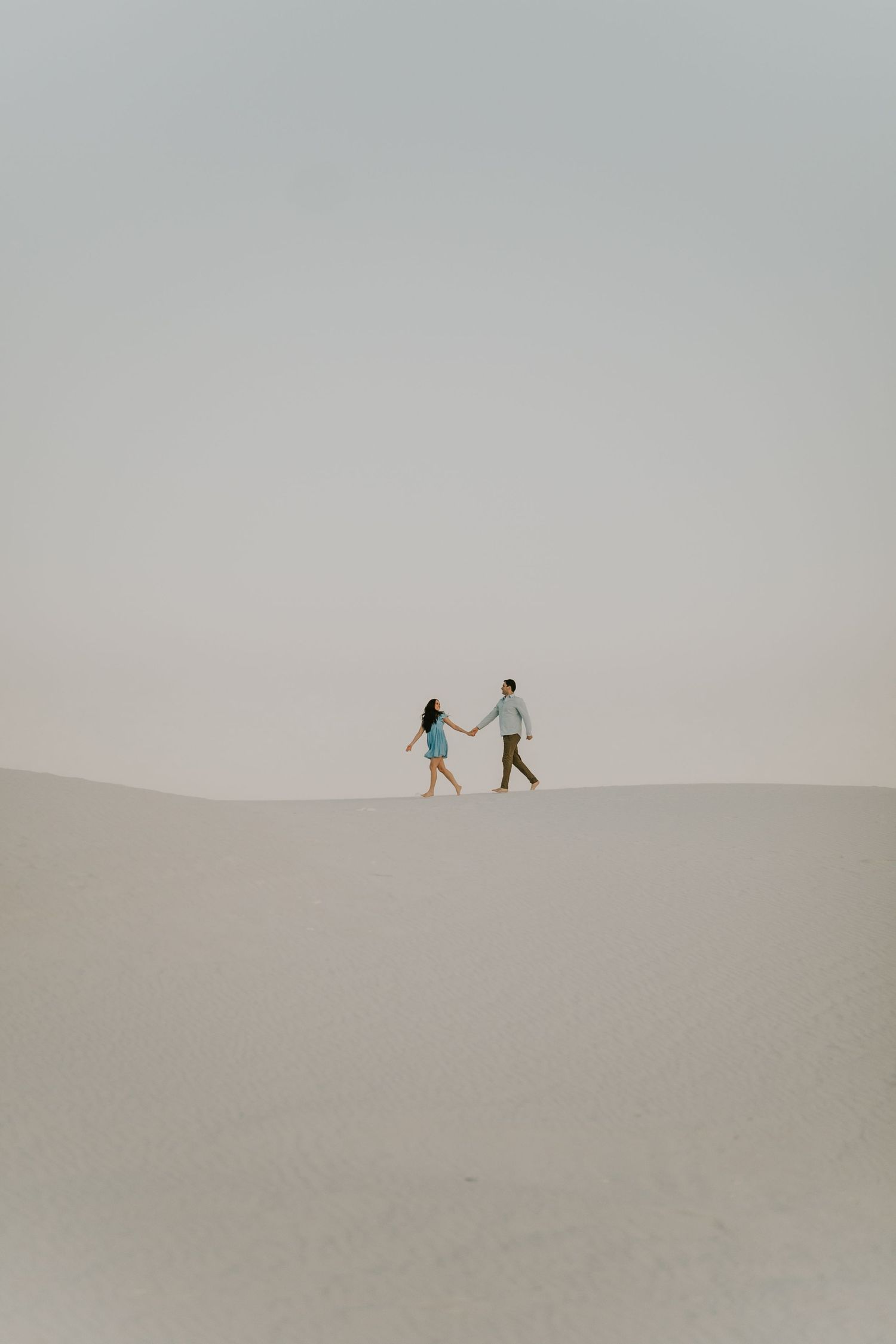 dreamy couples session at white sands park in new mexico