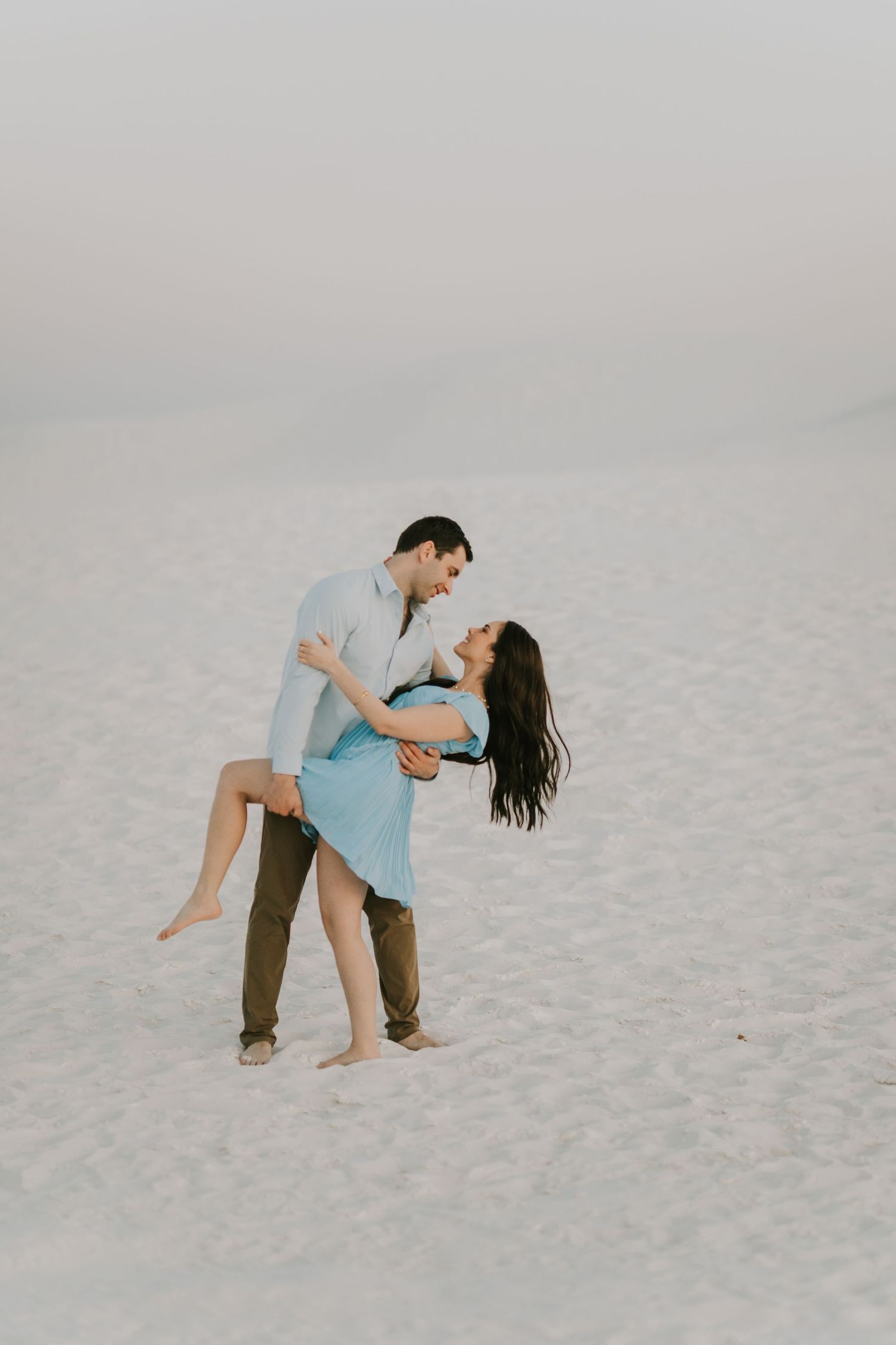 dreamy couples session at white sands park in new mexico