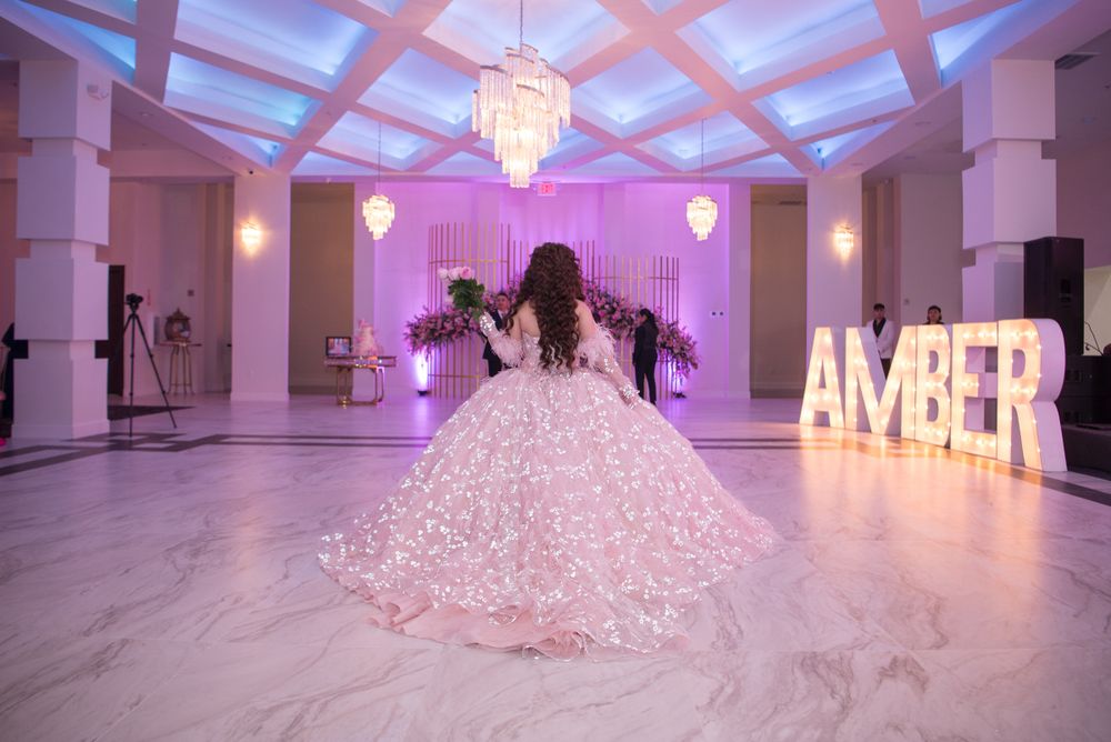 Vindor Falls Event Center. McAllen, Texas
