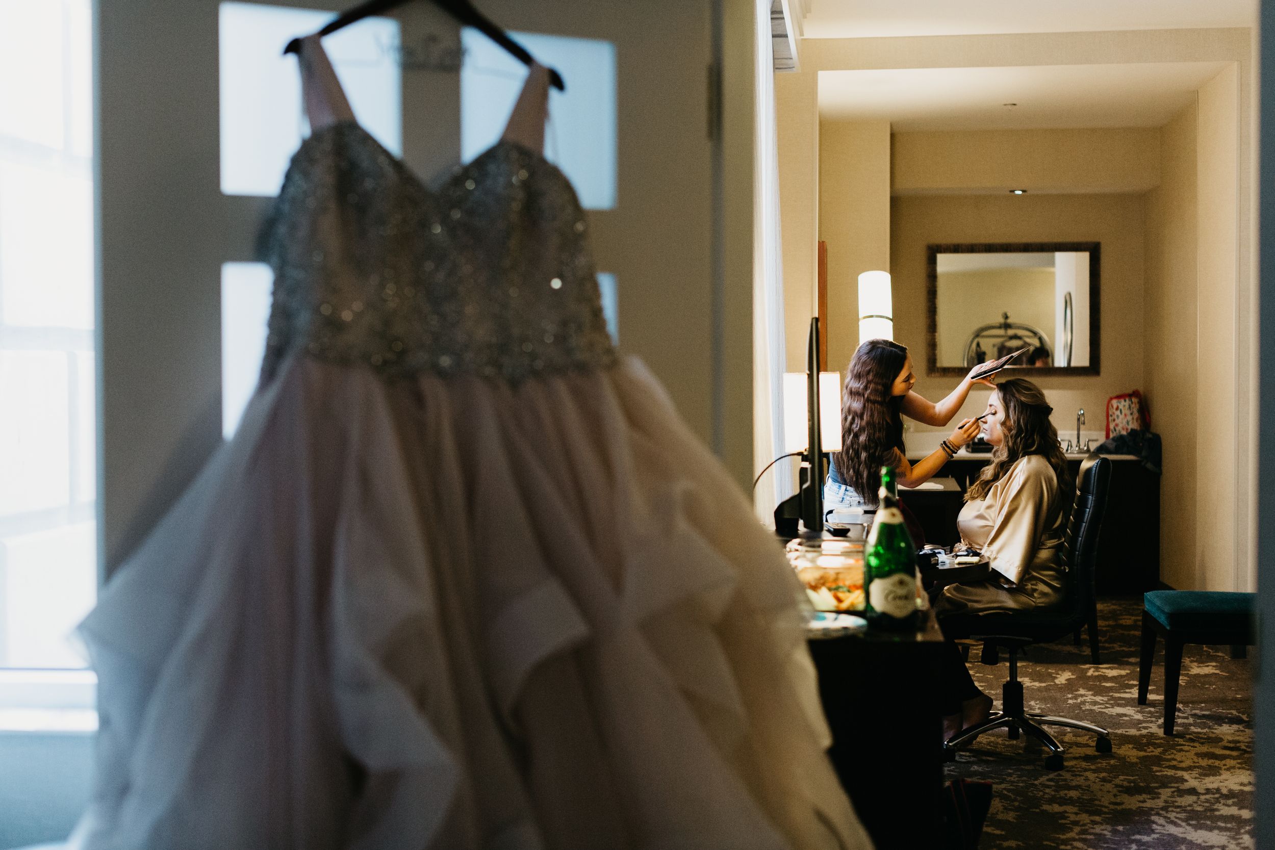 moody wedding details, Oregon wedding ideas, moody, wedding, Oregon, Portland, floral, diamonds