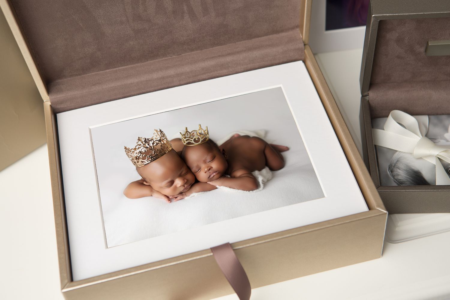 folio box kansas city maternity newborn photographer lawrence shawnee overland park black babies