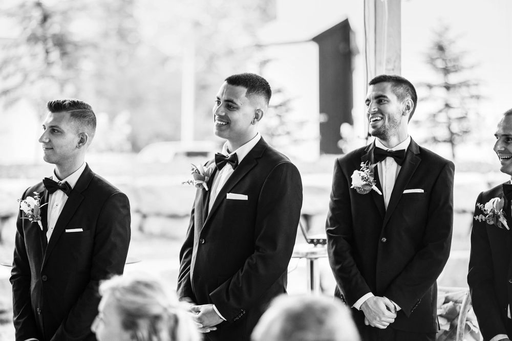 Cute and quirky little wedding in Schomberg and Arlington Estate by photographer Shawn Van Daele