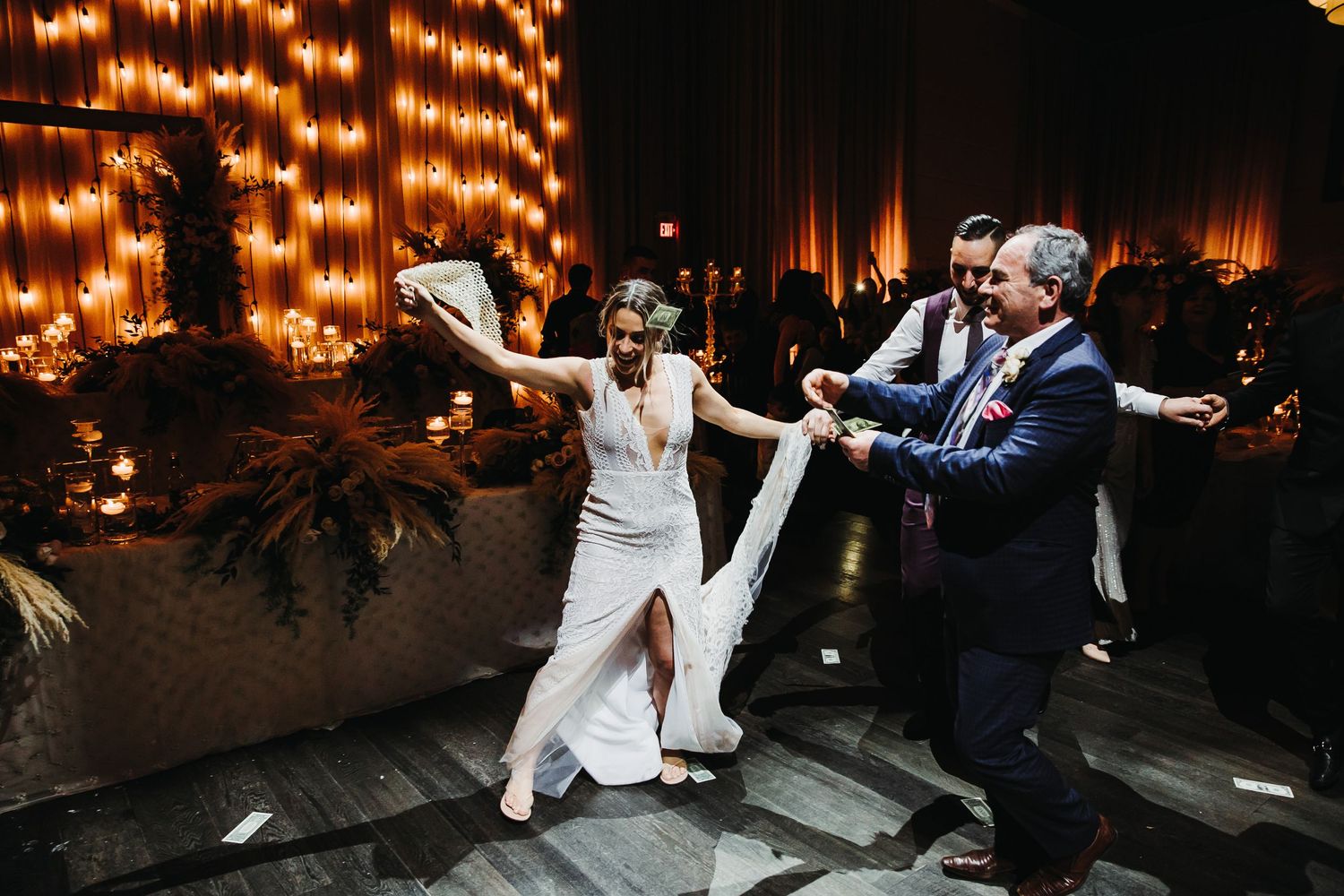 Grand Luxe Event Boutique and Mint Room Studios Toronto Wedding Photos by Shawn Van Daele