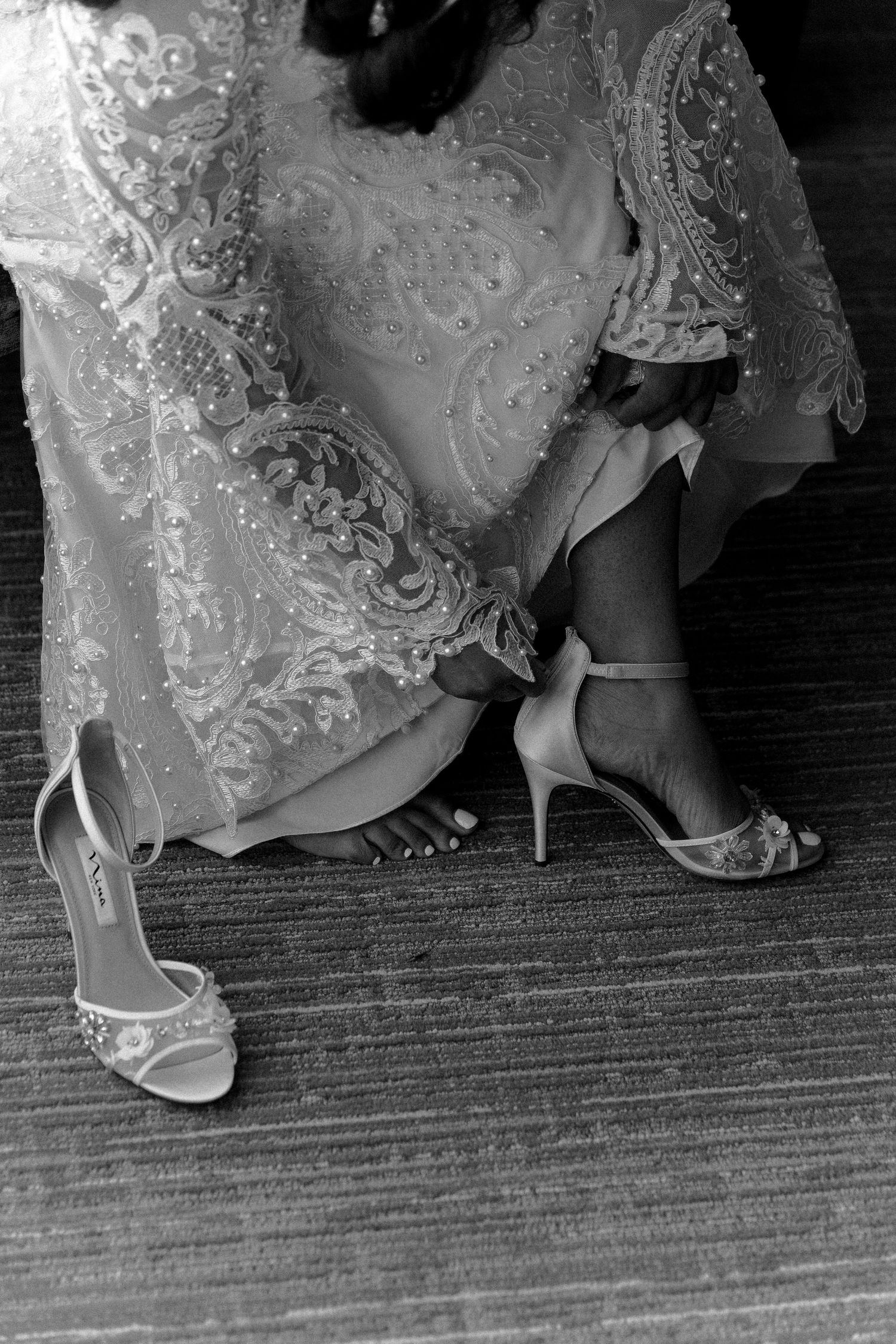 Bride and groom intimate wedding at l'ambroisie espace canal in montreal, quebec, canada.