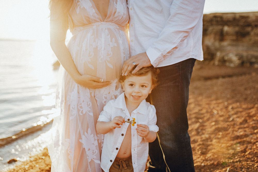 lifestyle maternity photography toddler boy boy mom