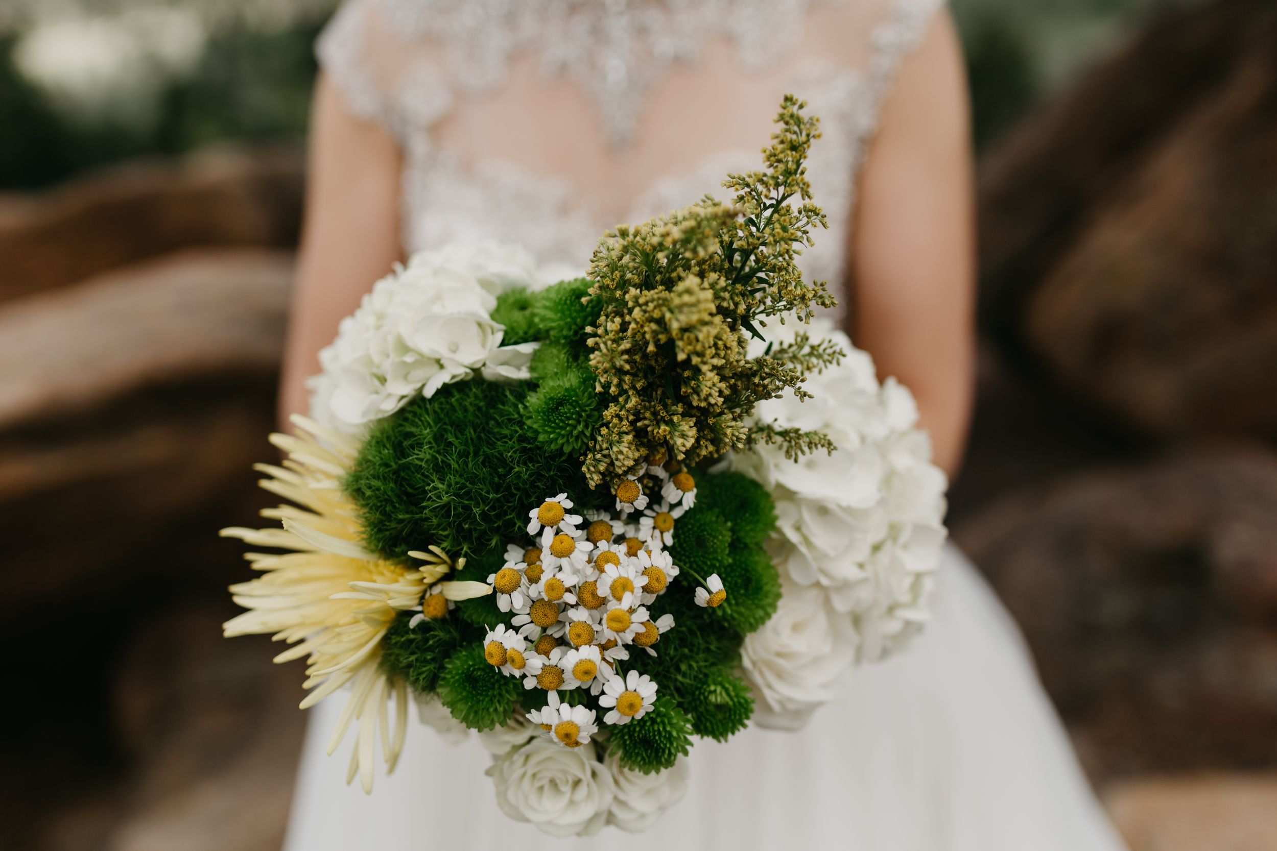 bouquet, floral, rmnp, ymca, ceremony, photography, colorado, estes park, forest wedding, classy, timeless