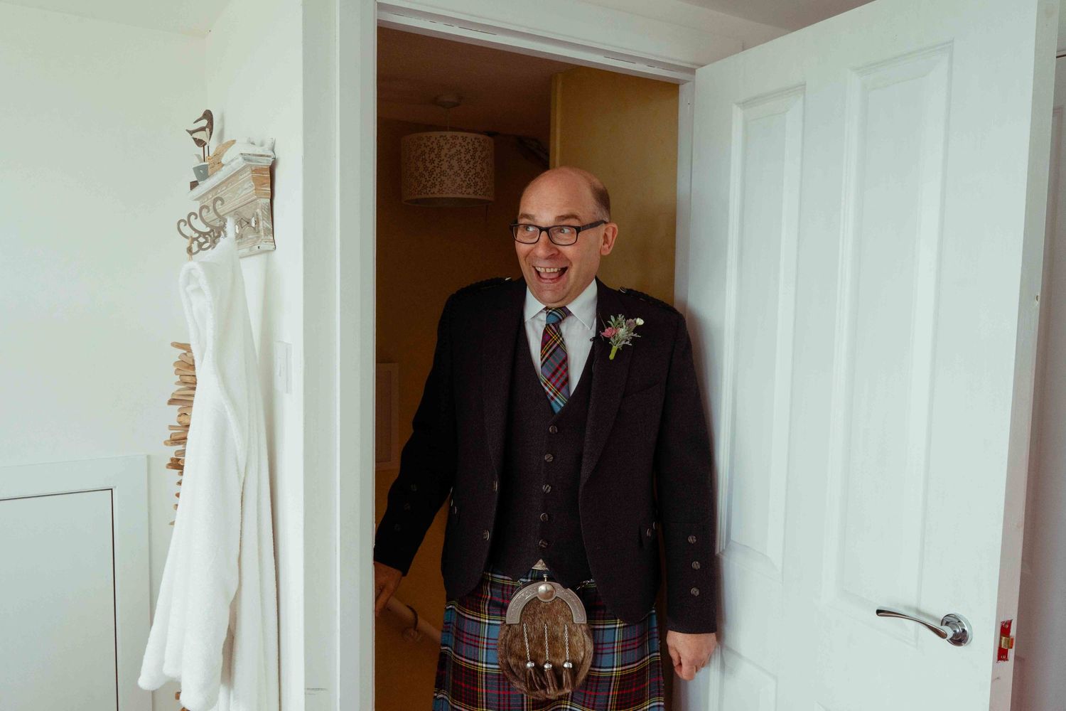 First Look Reportage Wedding Photography
