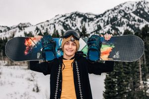high school senior snowboarding snow basin utah Michelle Deppe Photography