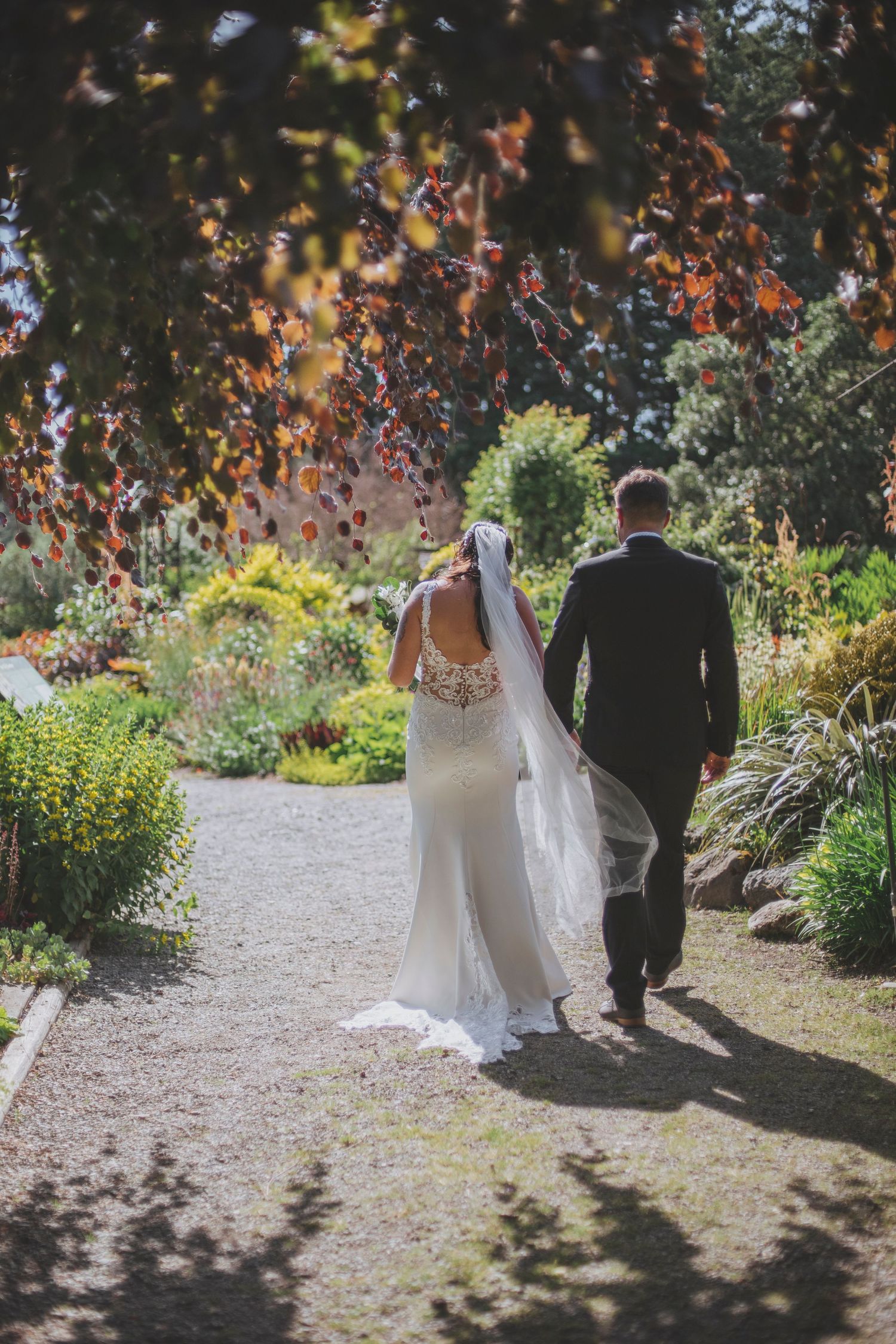 Destination luxury wedding photography. Andrea Collins Photography. Bride and Groom at the Gardens at The Horticulture.