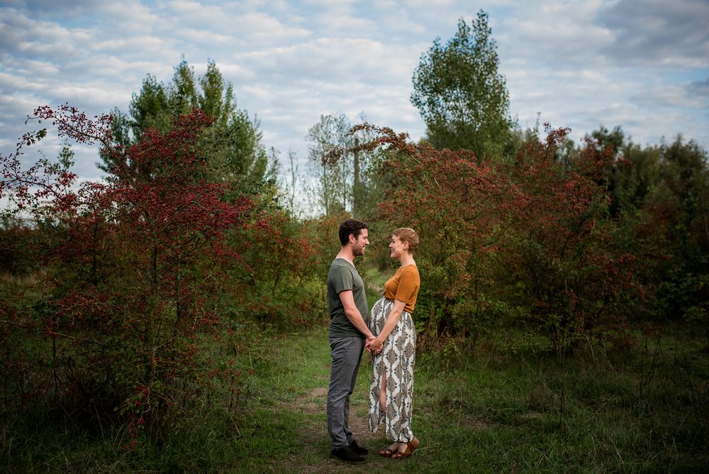 Emotive pregnancy photoshoot Kim van den Broek Photography