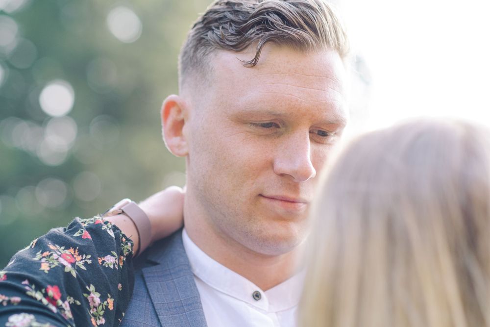 female wedding photographer in Berkshire, Cotswolds and Surrey