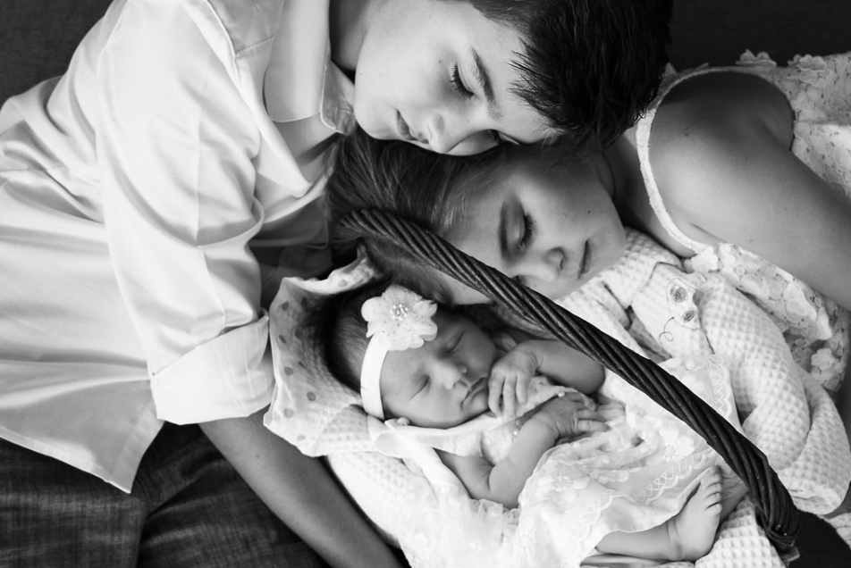 siblings lifestyle sutherland shire newborn photography