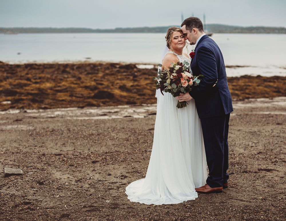 Professional wedding photo - bride and groom