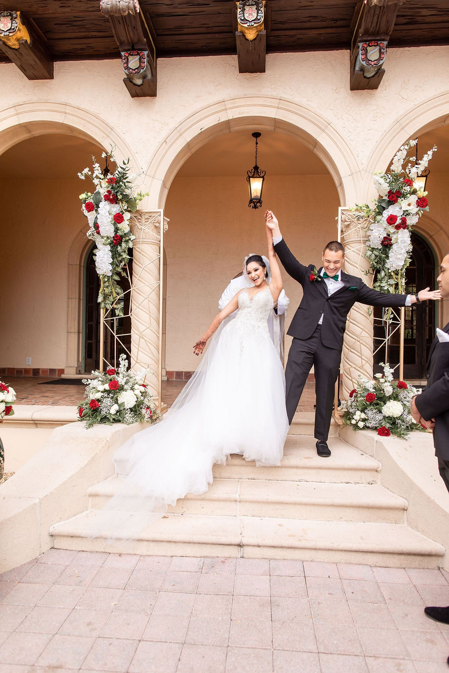 Wide angle view of a garden wedding ceremony at the Powel Crosley Estate Sarasota