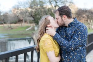 Dallas-Texas-Turtle-Creek-Engagement-Spring-Wedding