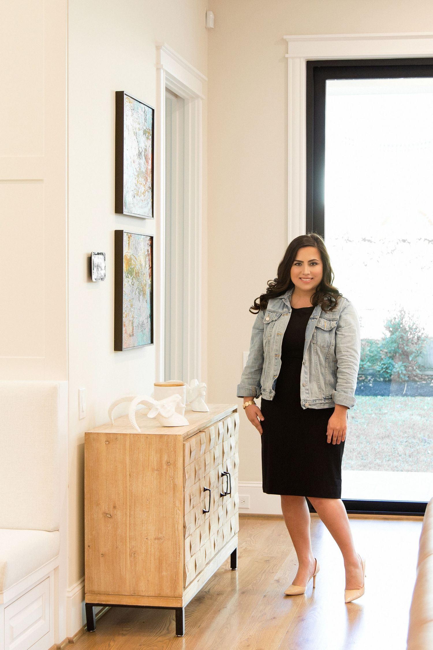 Realtor Personal Brand portrait in luxury Houston home.