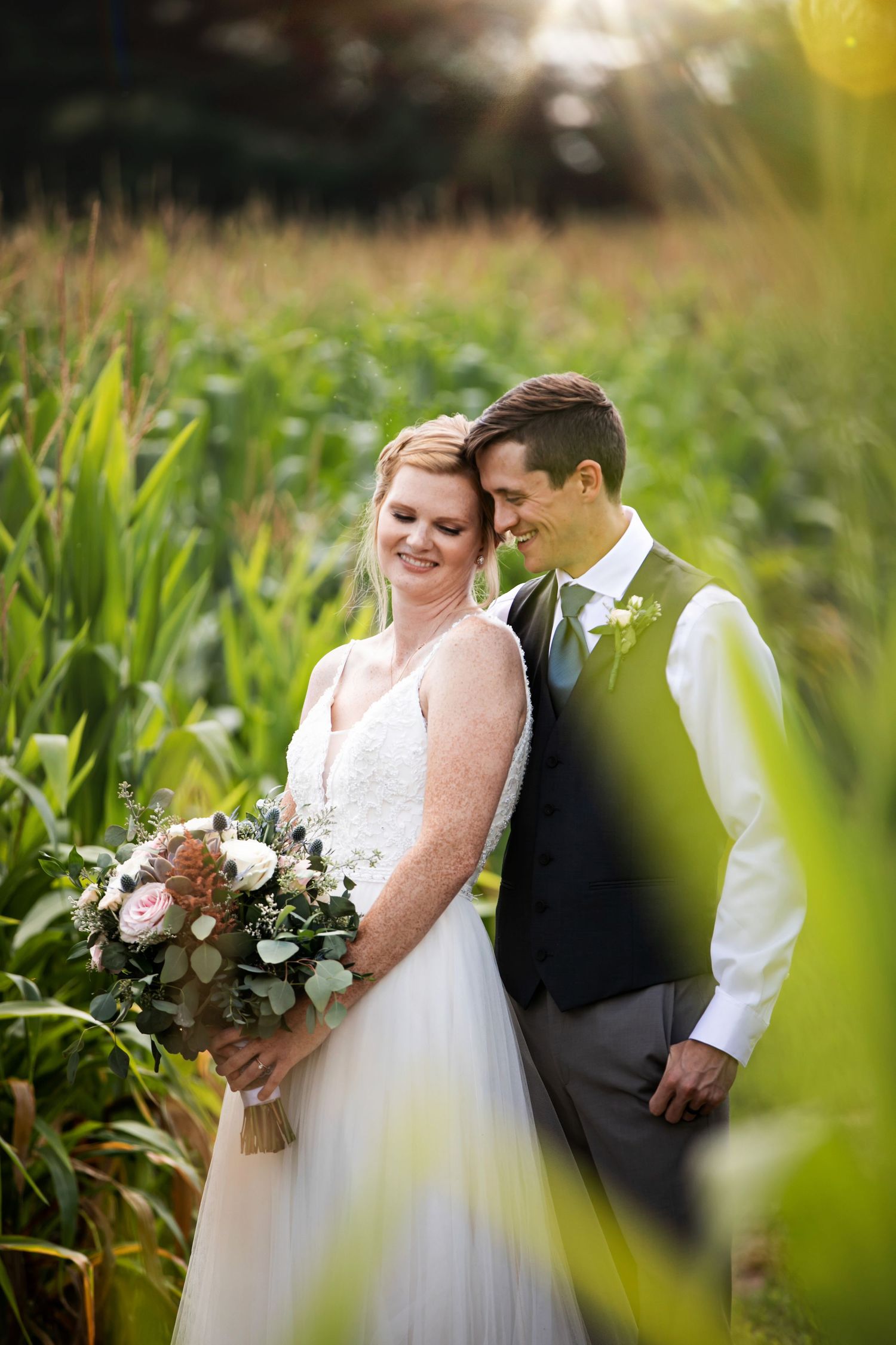 Charming rustic backyard wedding in Mount Brydges Ontario by London photographer Shawn Van Daele