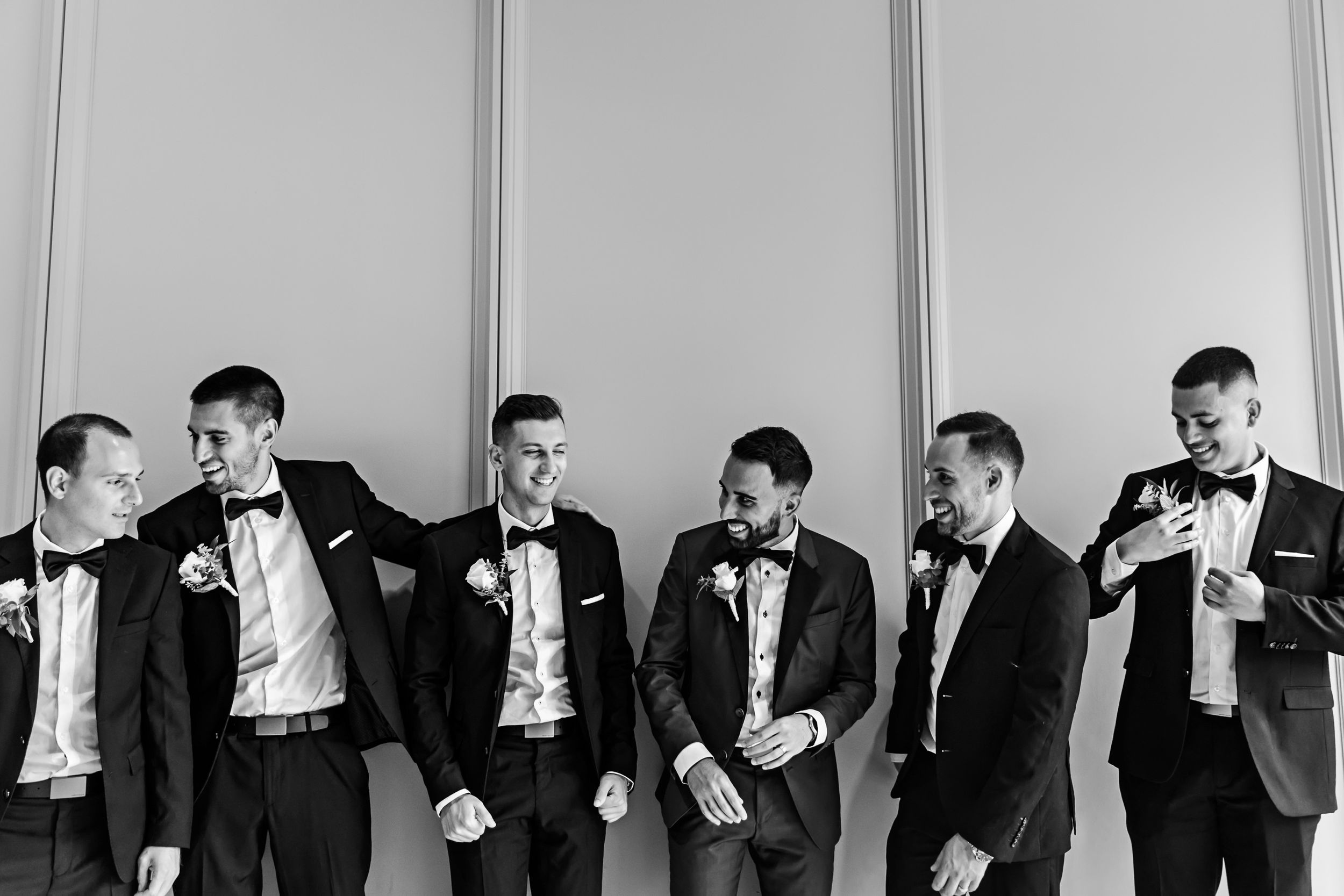 Cute and quirky little wedding in Schomberg and Arlington Estate by photographer Shawn Van Daele
