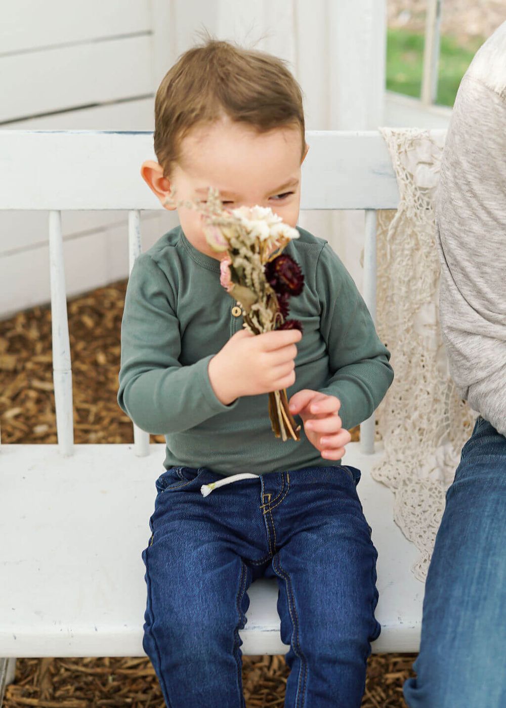 seattle family photographer, family photography near me, family portraits seattle, professional family photos