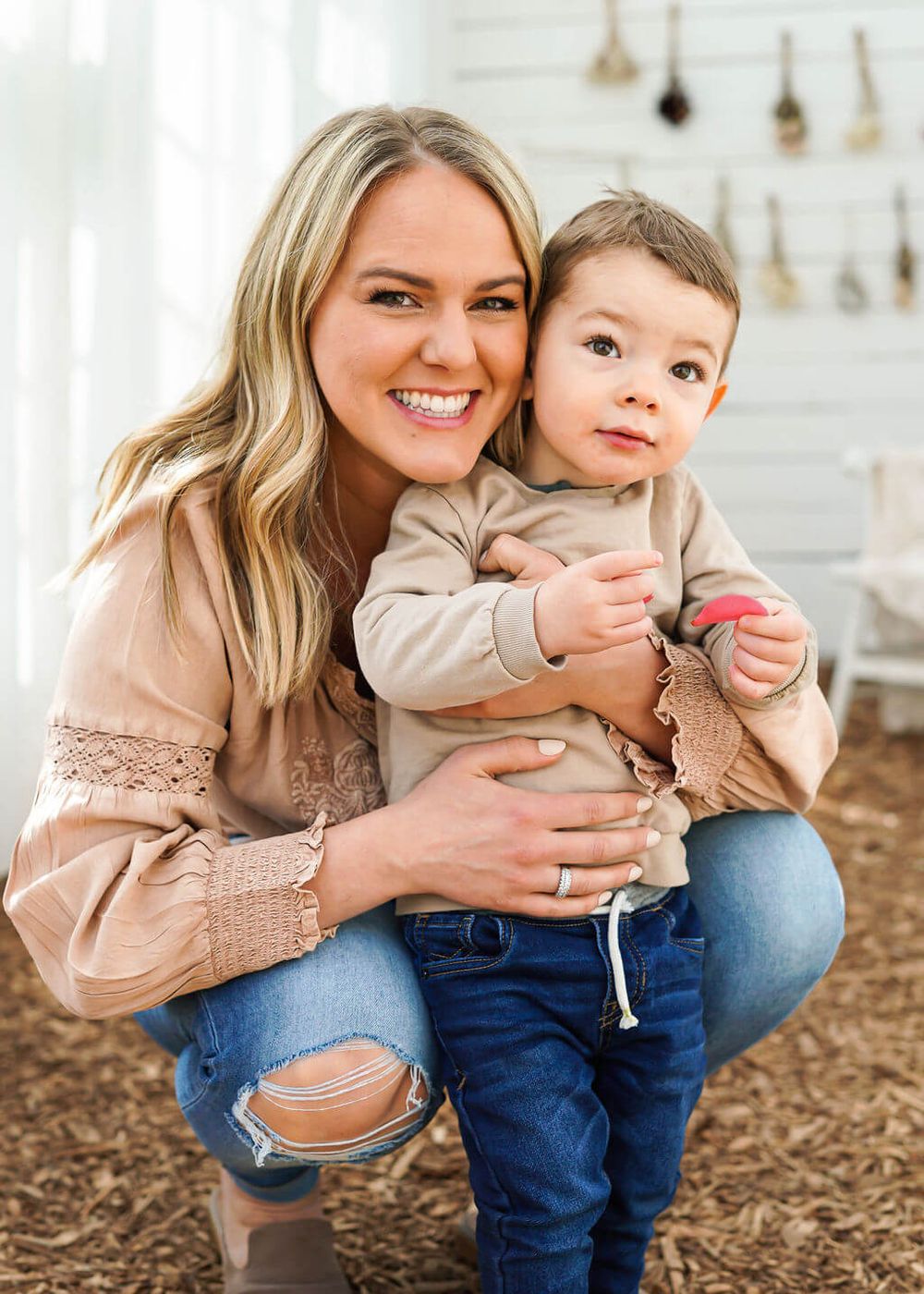 seattle family photographer, family photography near me, family portraits seattle, professional family photos