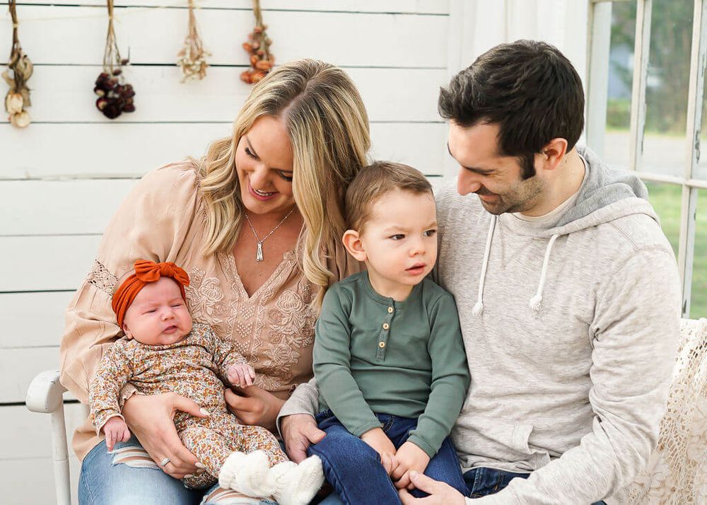 seattle family photographer, family photography near me, family portraits seattle, professional family photos