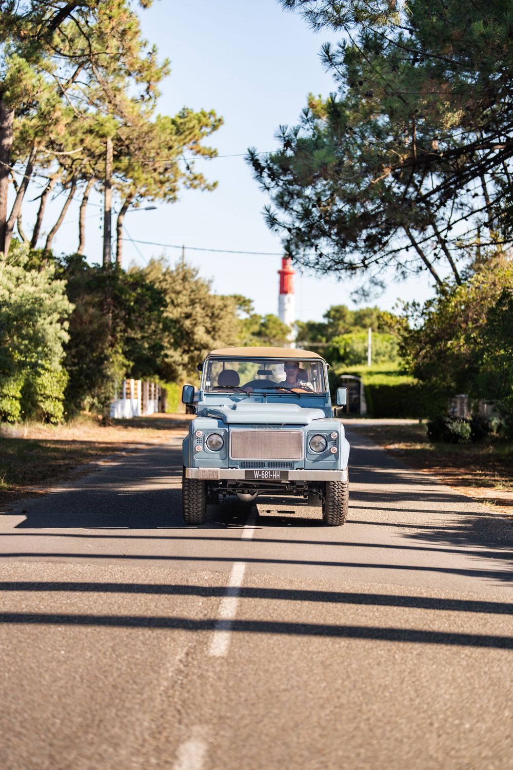 photographe automobile hedonic machine bassin darcachon shooting véhicule de luxe photographe photos de voiture contenu