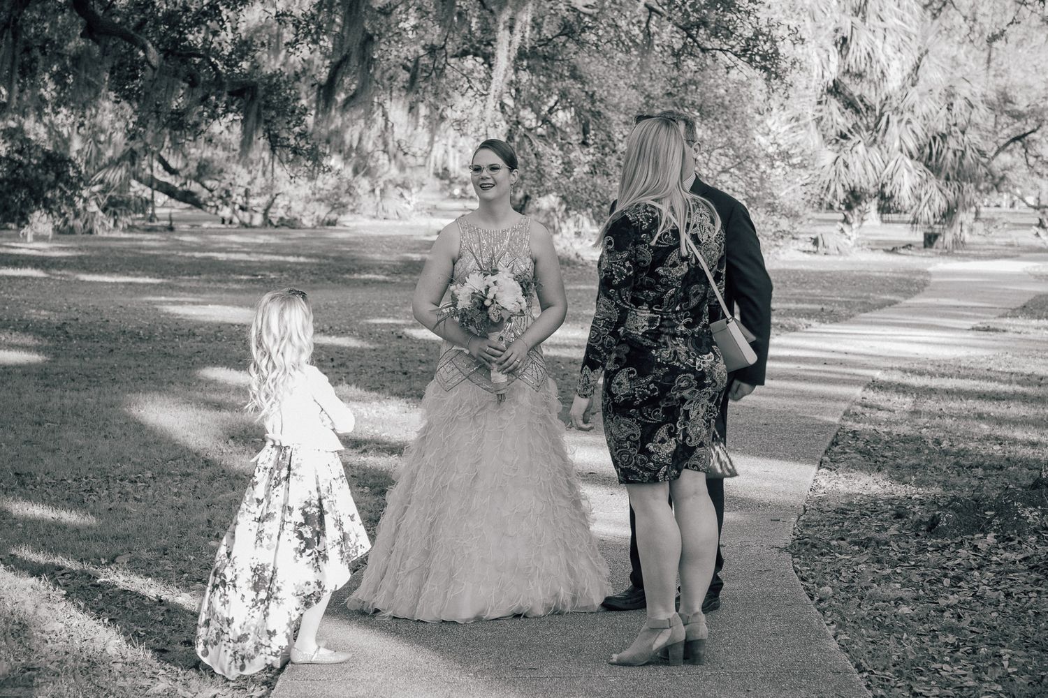 Casual wedding ceremony in New Orleans City Park black and white