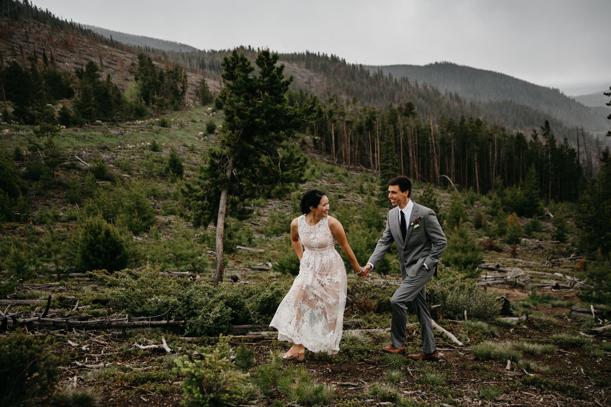 Rainy Elopement in Breckenridge Colorado Moody Portraits