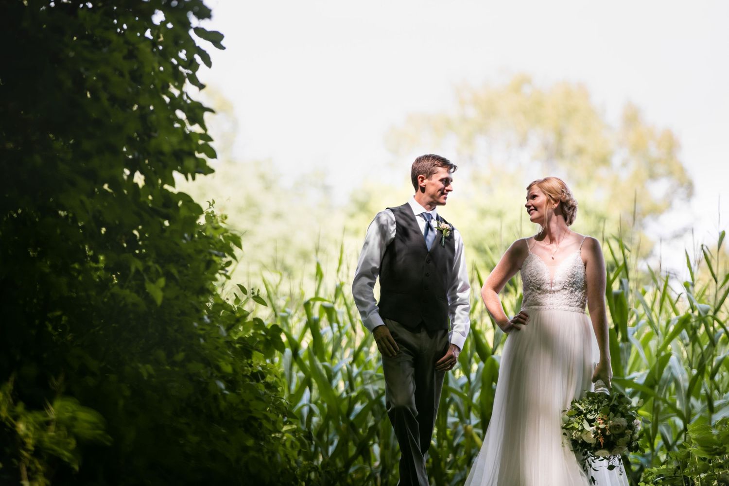 Charming rustic backyard wedding in Mount Brydges Ontario by London photographer Shawn Van Daele