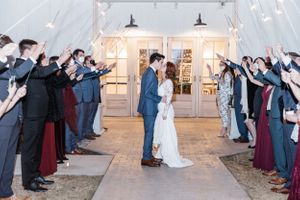 JLGLAMOUR-WEDDING-TEXAS-THE-GRAND-IVORY