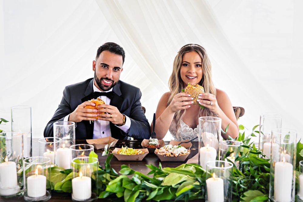 Cute and quirky little wedding in Schomberg and Arlington Estate by photographer Shawn Van Daele