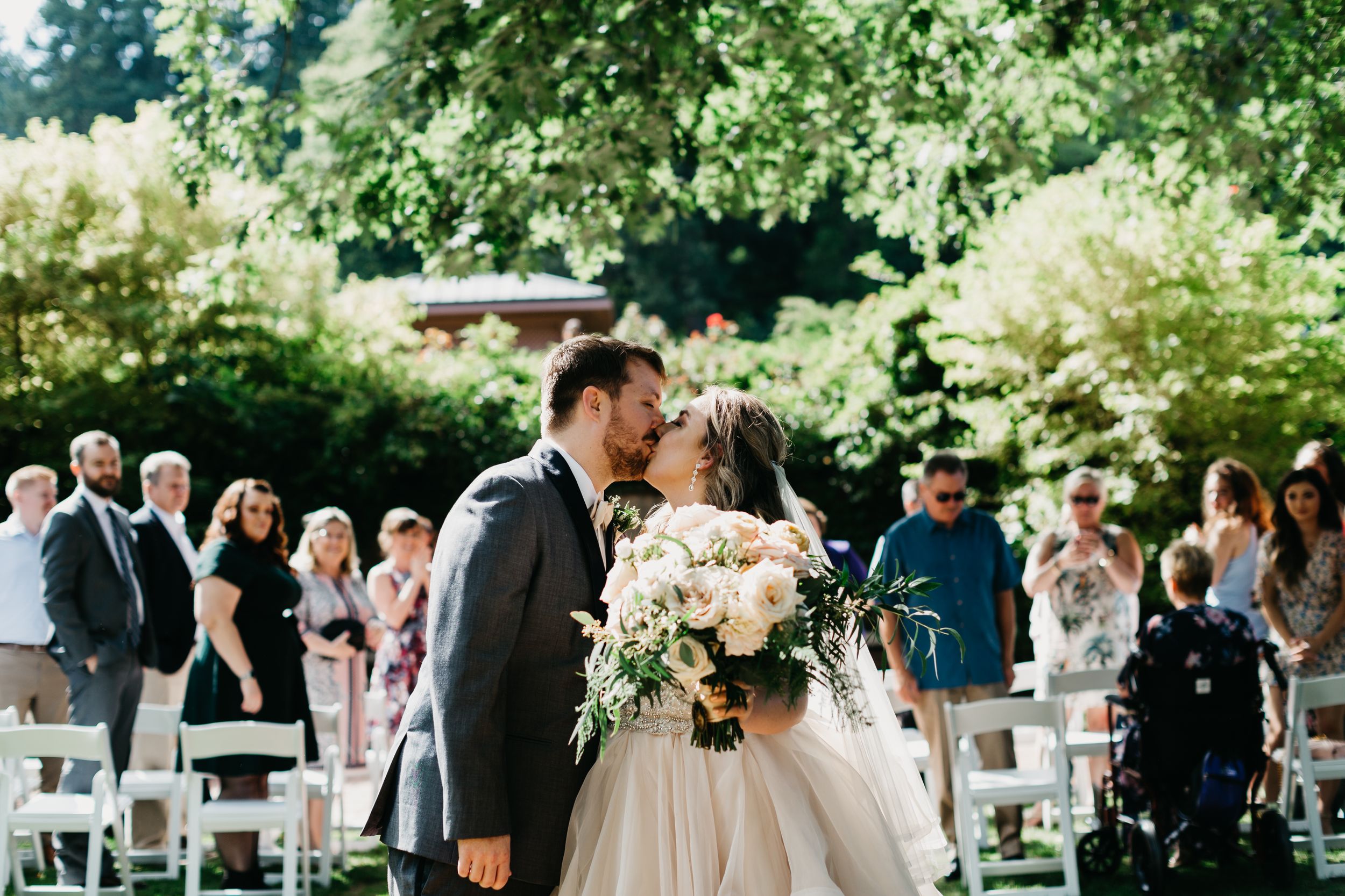 rose test garden wedding, Oregon wedding ideas, Portland wedding, rose garden wedding, Oregon wedding photographer,