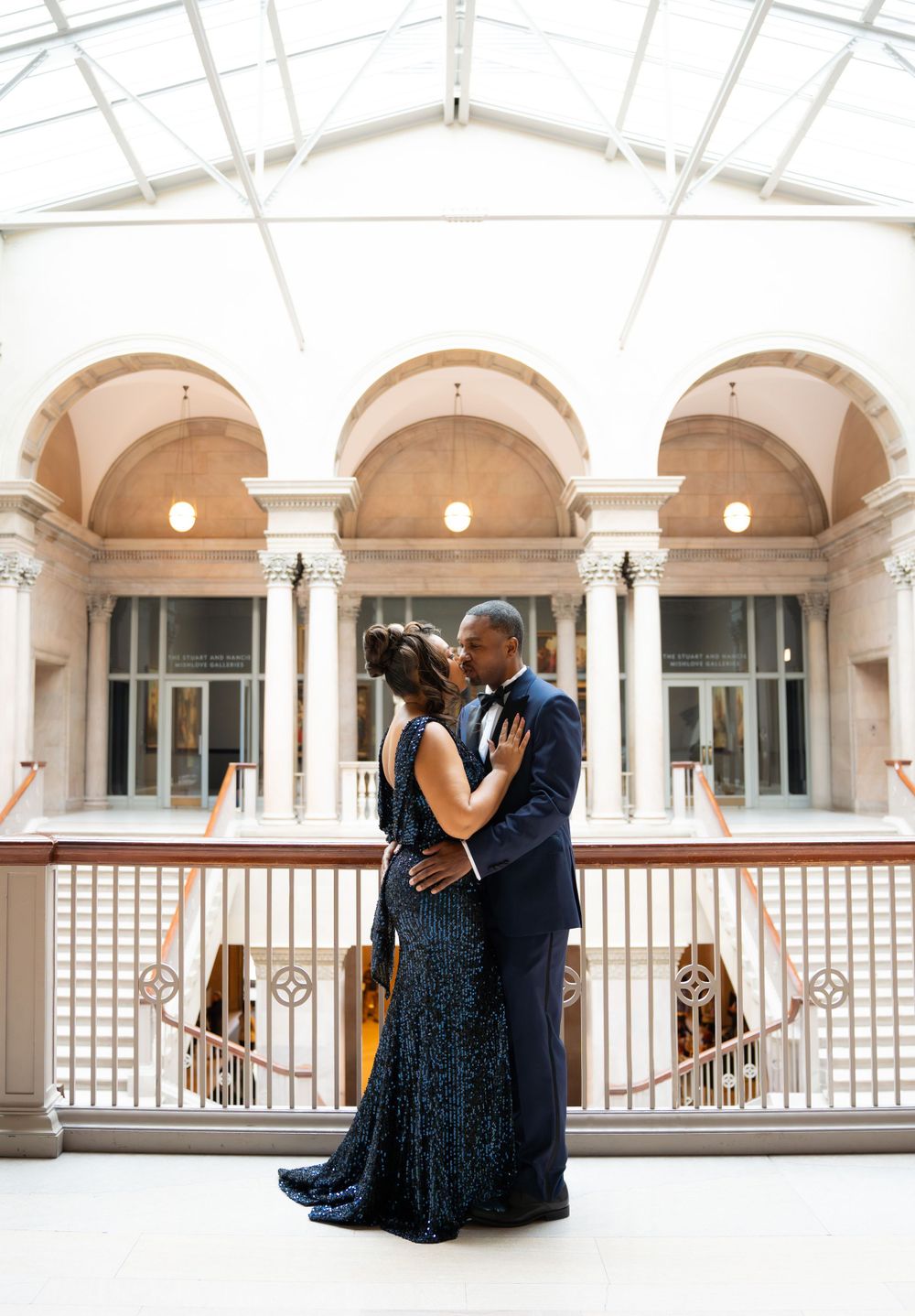 Chicago engagement pictures taken at the Art Institute of Chicago. Classic style wedding engagement pictures.