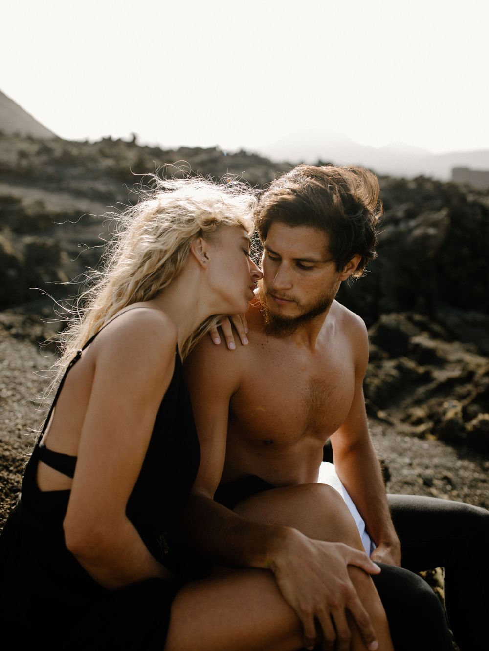 beach elopement wedding photographer Hawaii wedding photographer canaries wedding SoCal photographer posing inspiration