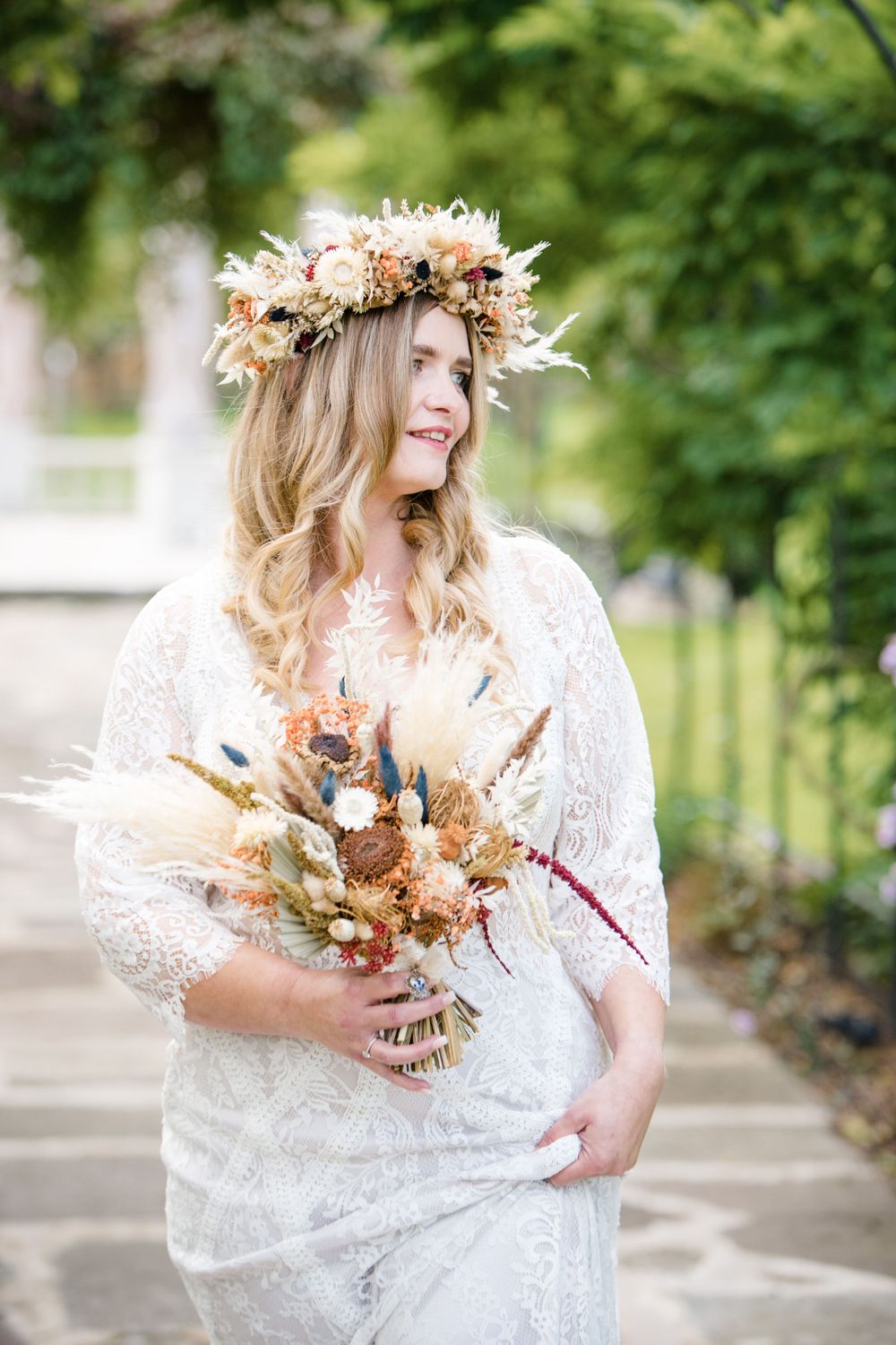 Gloucestershire photographer boho bride