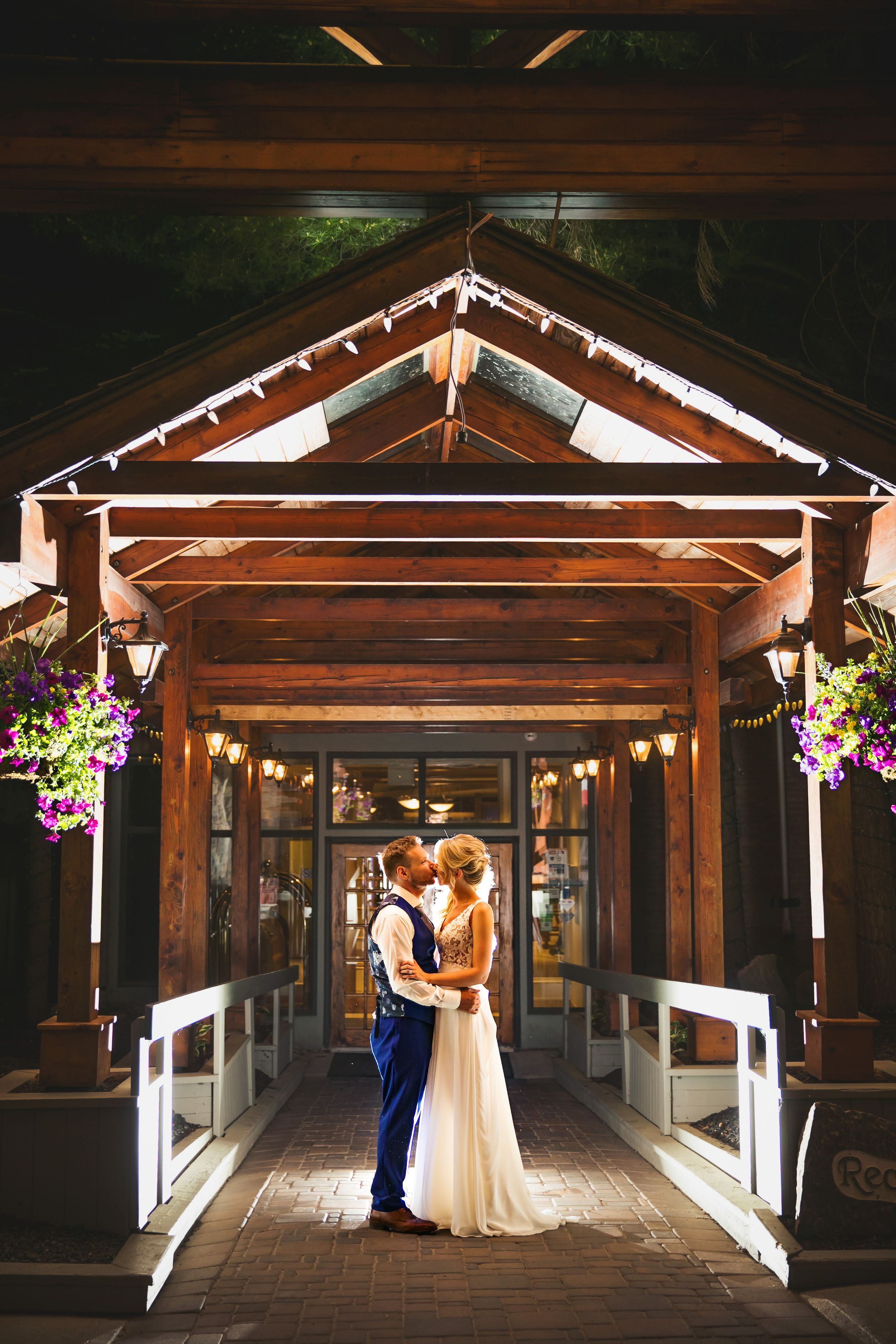 Hidden Valley Resort Huntsville Ontario Wedding Photos Shawn Van Daele