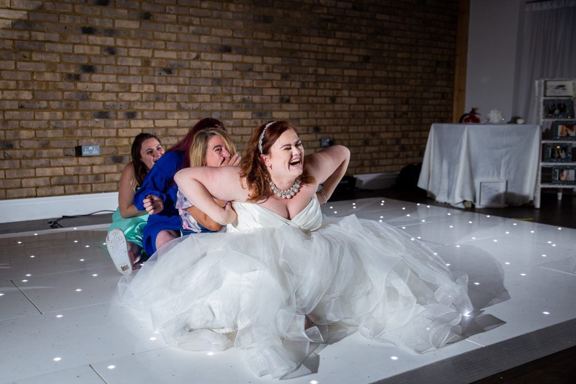 White-Horse-Tea-Green-Wedding