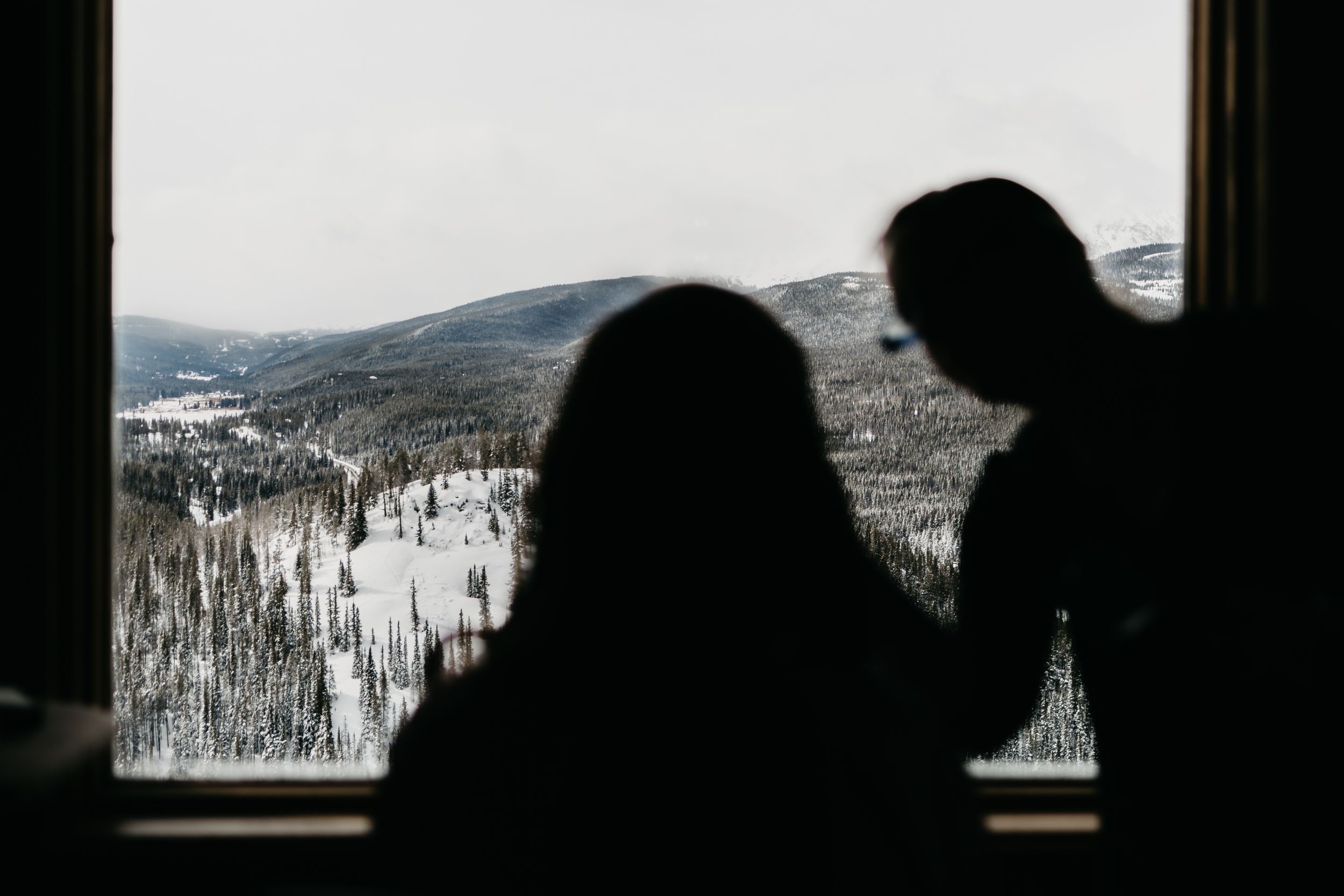 Breckenridge, Wedding, Getting ready, portraits, the lodge, colorado, photographer, details, best CO weddings, winter