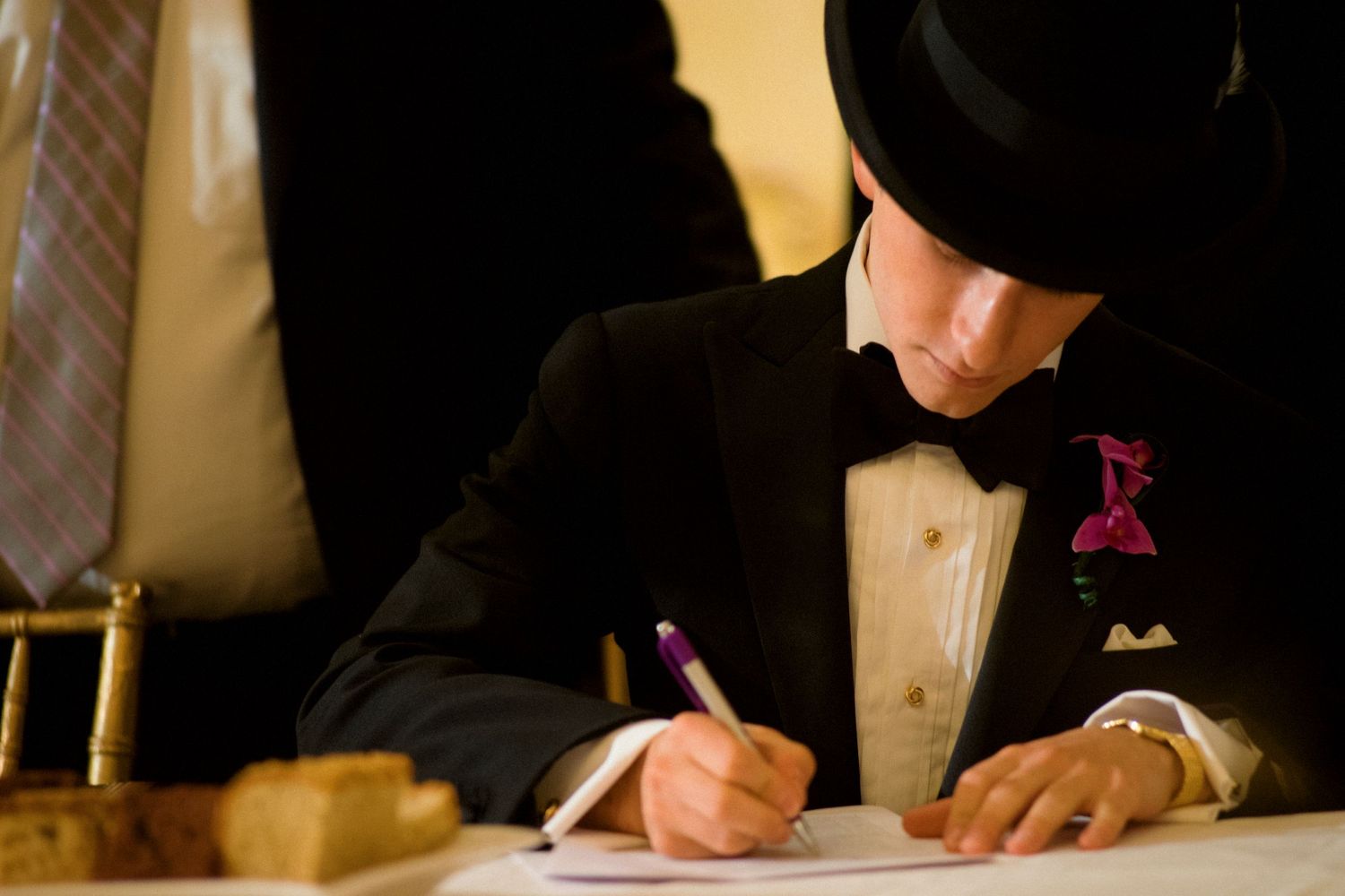 Jewish wedding, Hossons Tische at Marina Del Rey, Bronx, NY, jewish wedding photographer by benjamin kohen