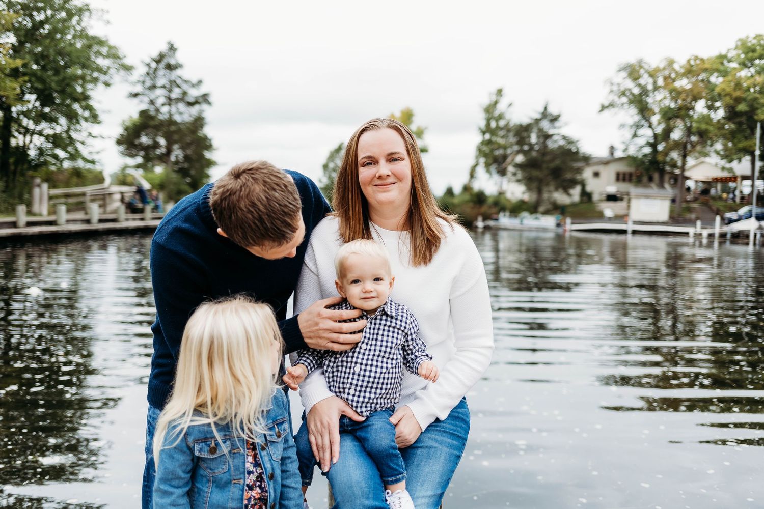 Family Pictures Hartland, Pewaukee, Oconomowoc, Sussex, Wales, Waukesha, WI