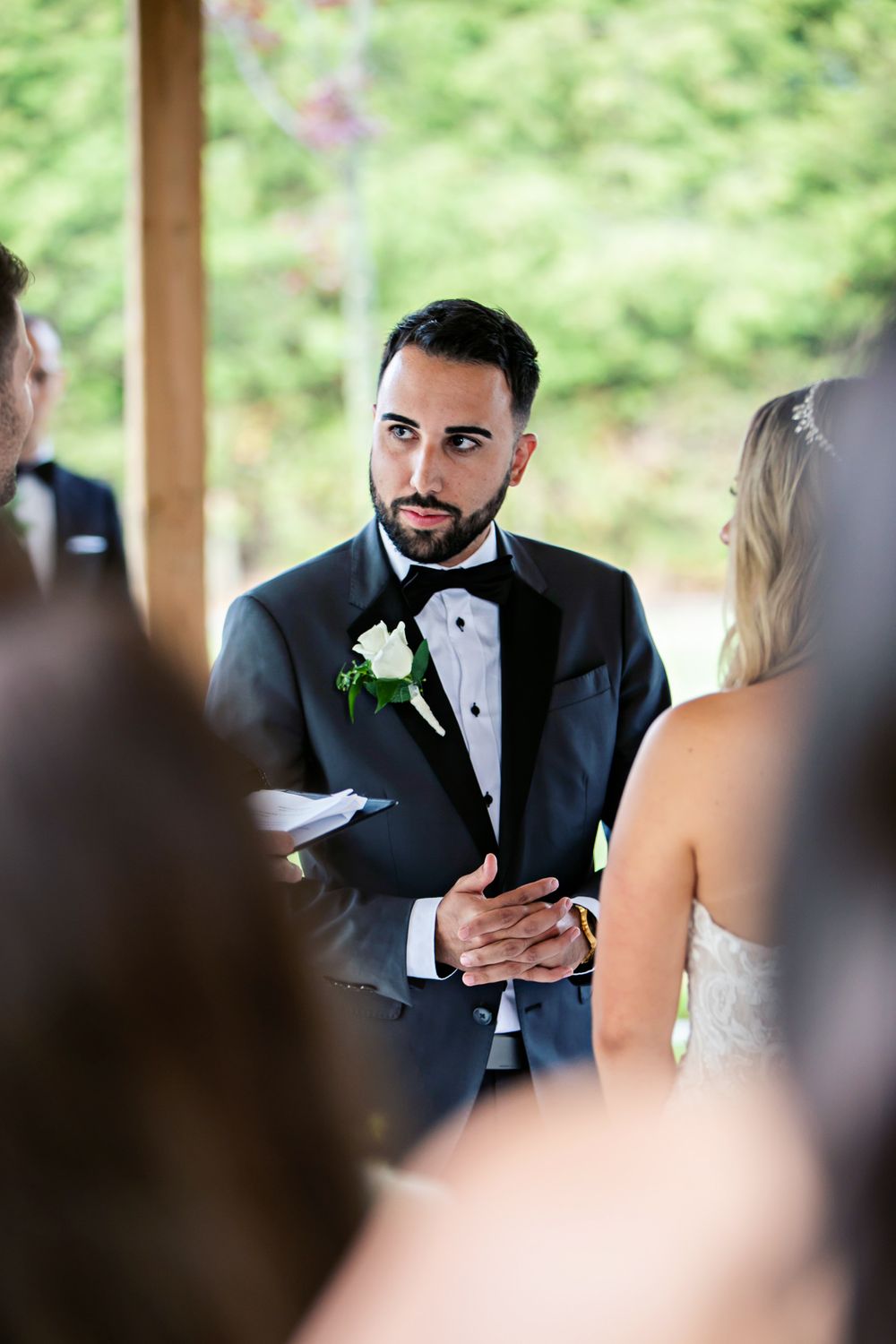 Cute and quirky little wedding in Schomberg and Arlington Estate by photographer Shawn Van Daele