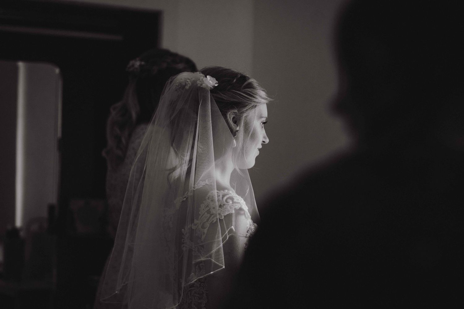 Black and White Bridal Veil Wedding Photogaphy in Leven, Fife