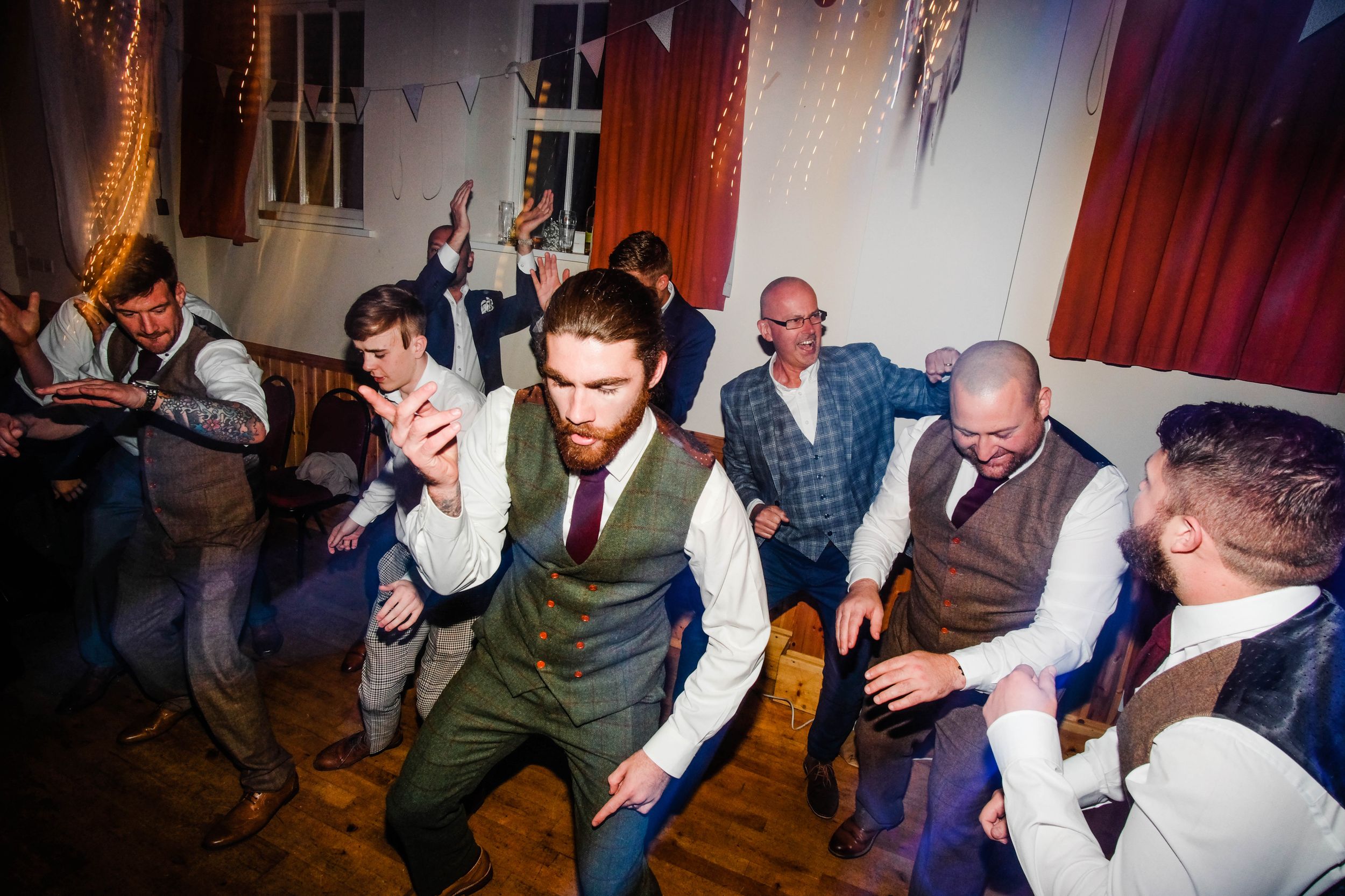 Chelsea Cannar Photography - Lake district wedding photographer, natural and relaxed coverage - Muncaster Castle Wedding