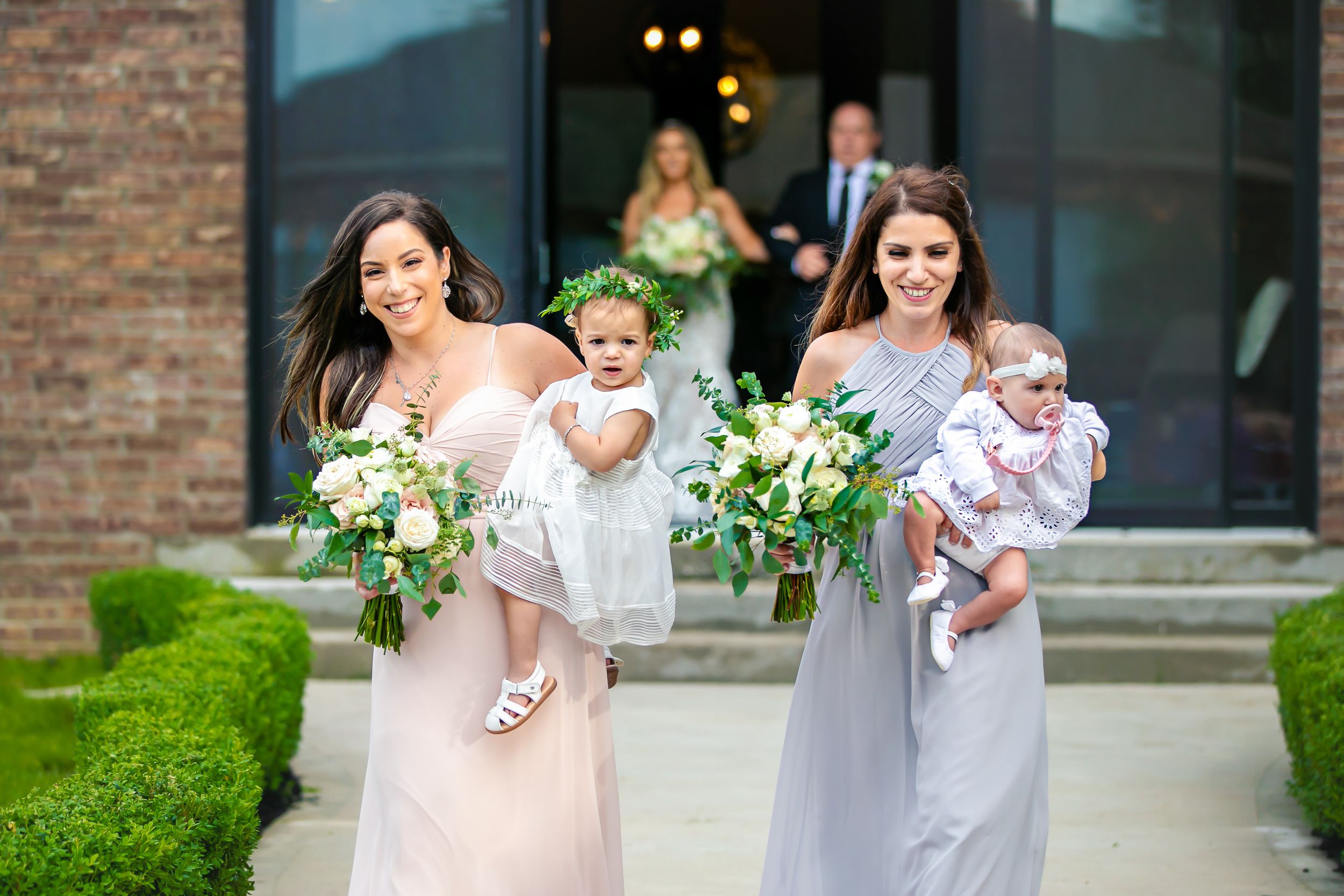 Cute and quirky little wedding in Schomberg and Arlington Estate by photographer Shawn Van Daele