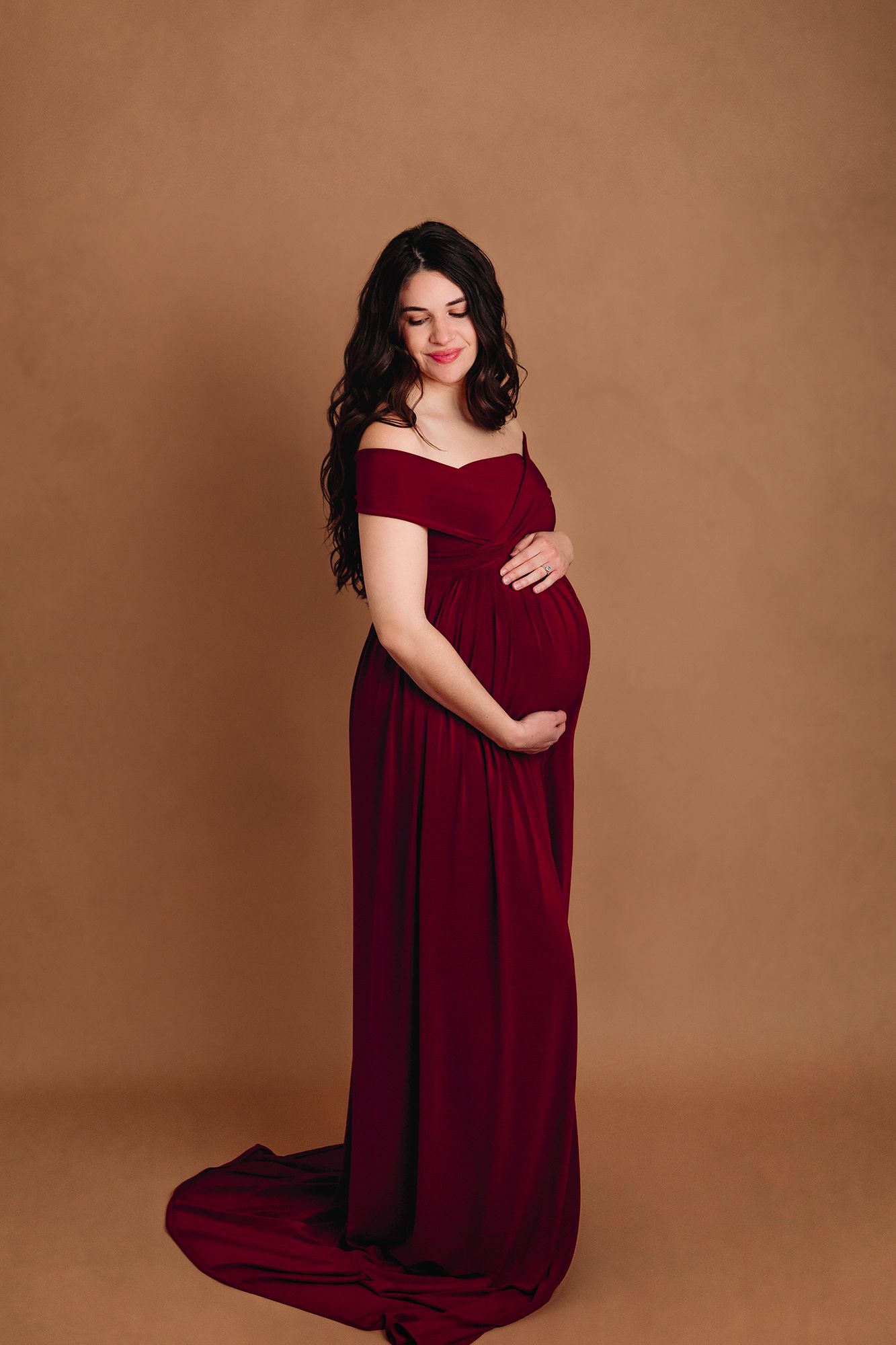 pregnancy photography by sarah savage photography of a studio maternity session