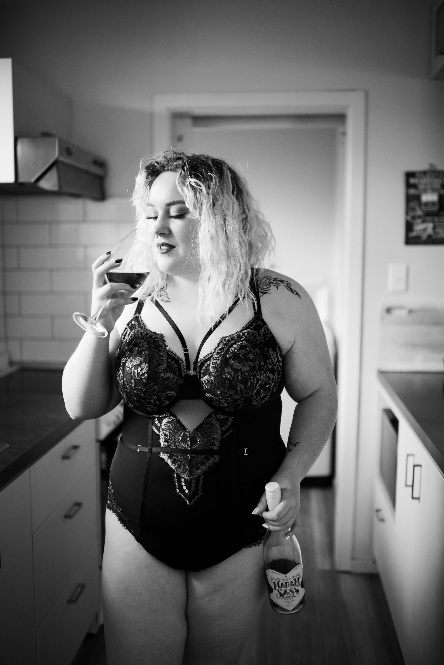boudoir christchurch, new zealand boudoir, boudoir photography, women's portraits, empowering women, body positive