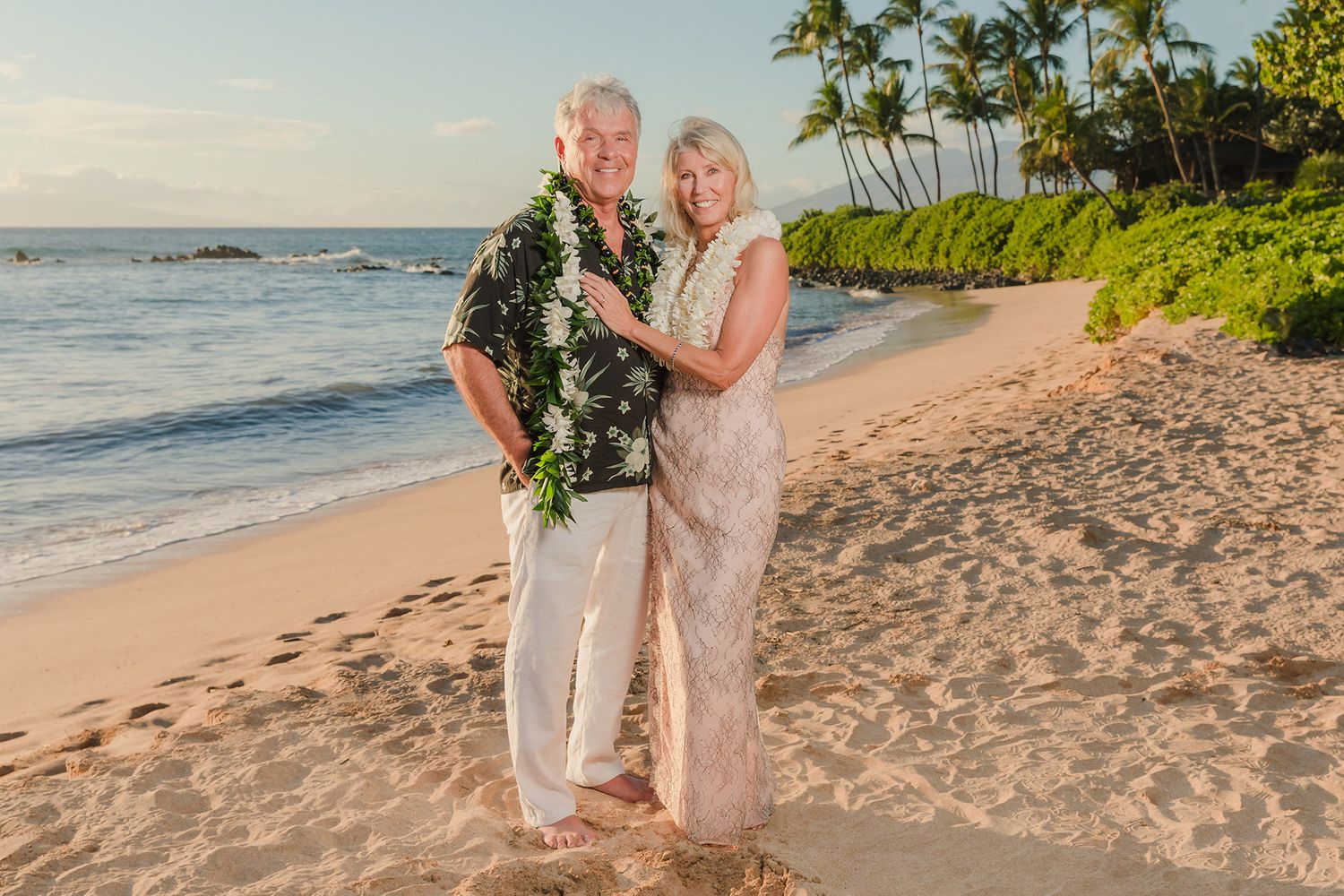 formal portraits during maui beach wedding