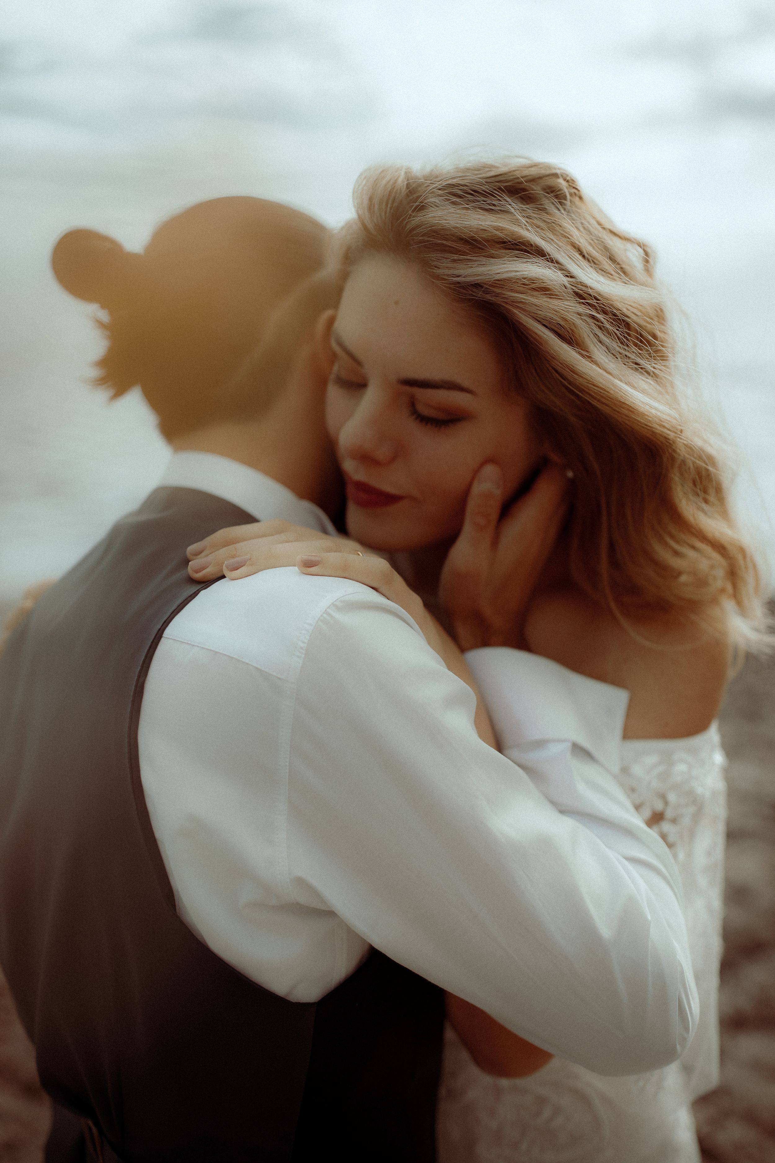 Puglia - couple - prematrimoniale - sessione di coppia - natura - mare - spiaggia- wedding photographer - matrimonio